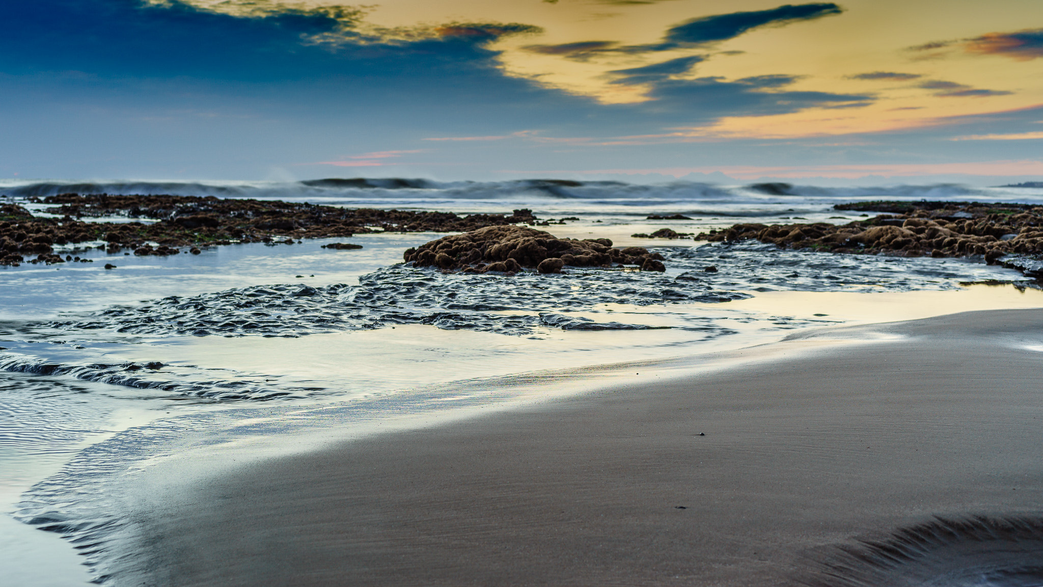 Sony a7 + Minolta AF 50mm F1.4 [New] sample photo. Southerndown photography