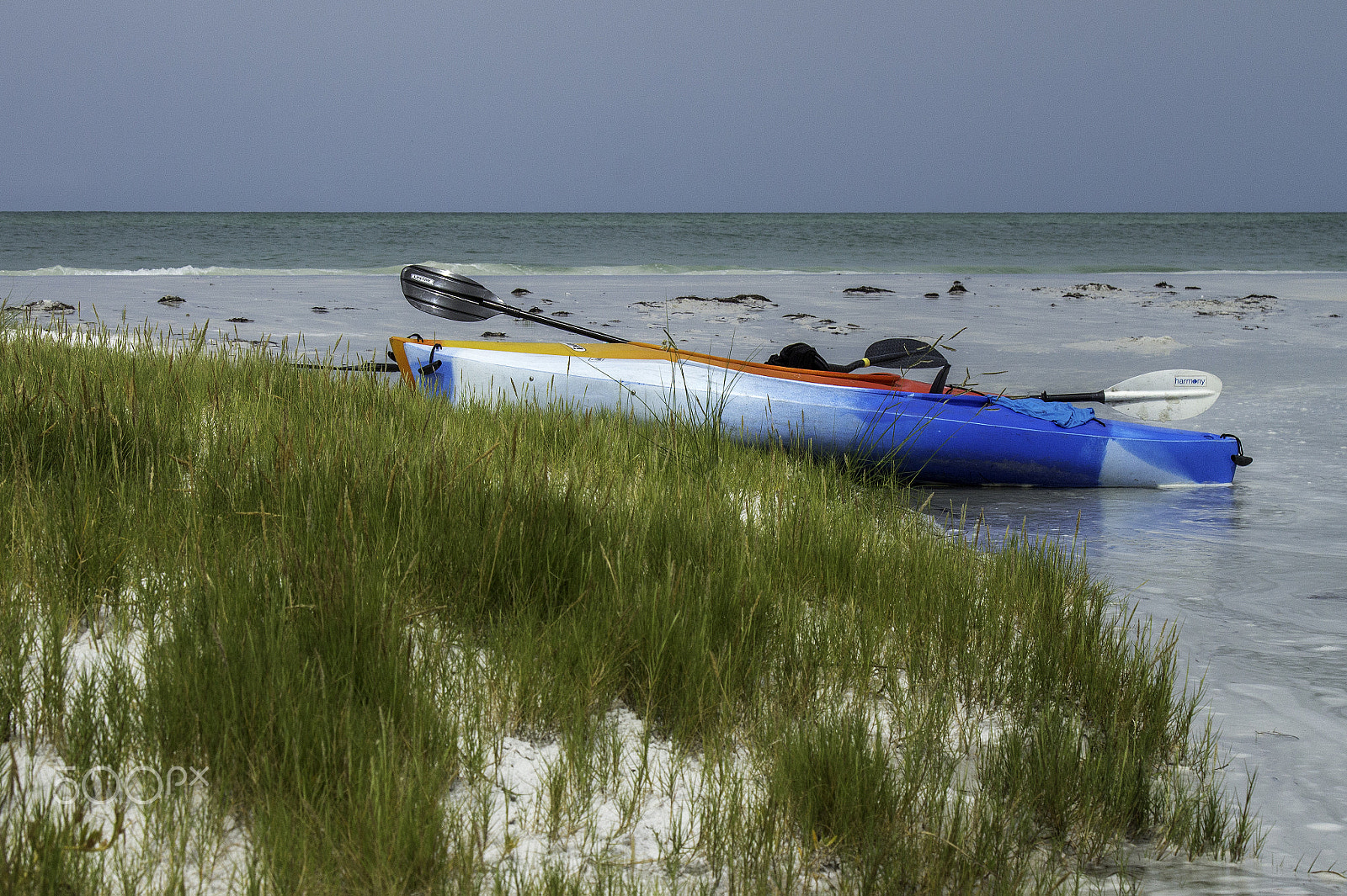 Canon EOS 650D (EOS Rebel T4i / EOS Kiss X6i) sample photo. Kayaks on the beach photography