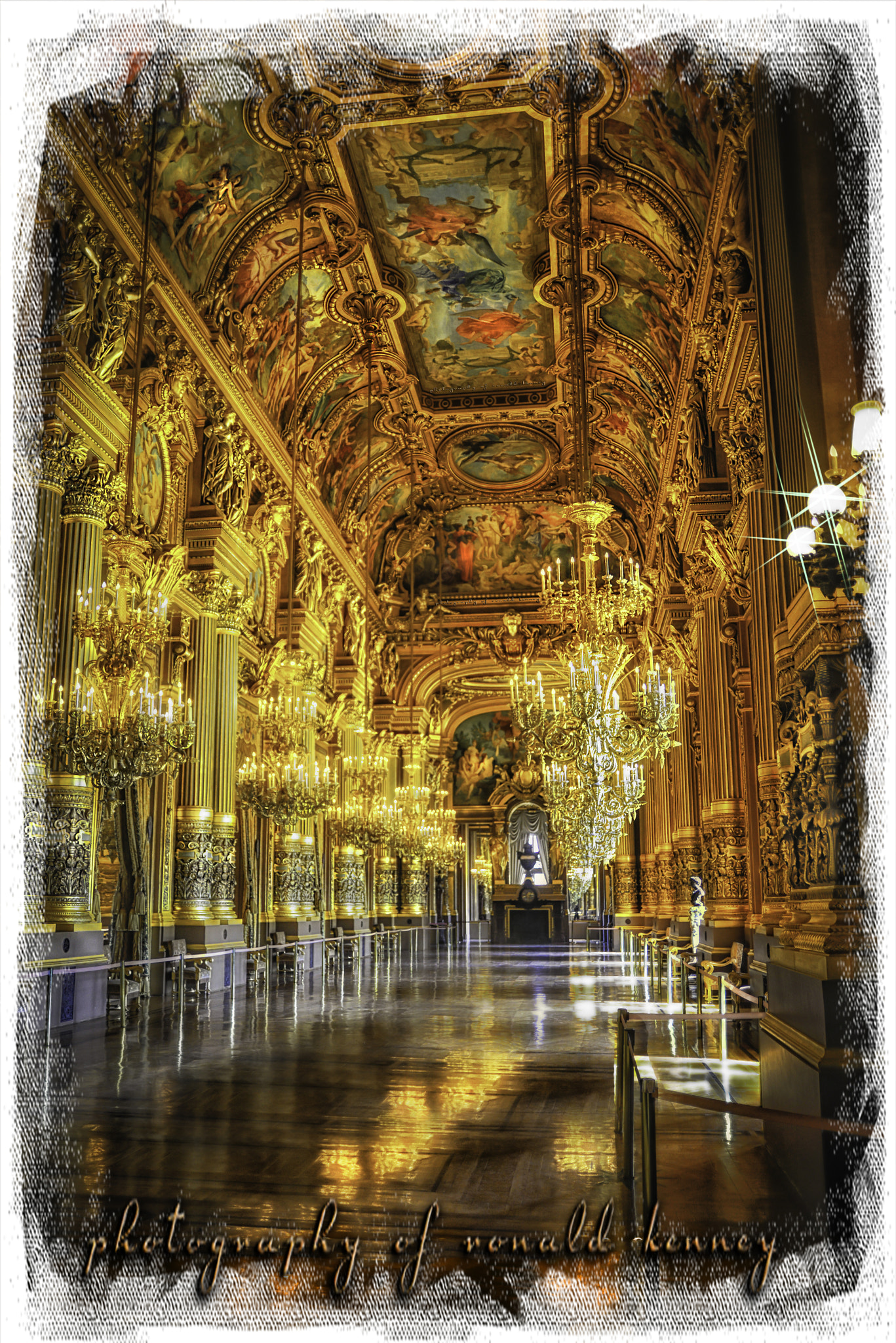 AF Zoom-Nikkor 28-105mm f/3.5-4.5D IF sample photo. Palais garnier paris france photography