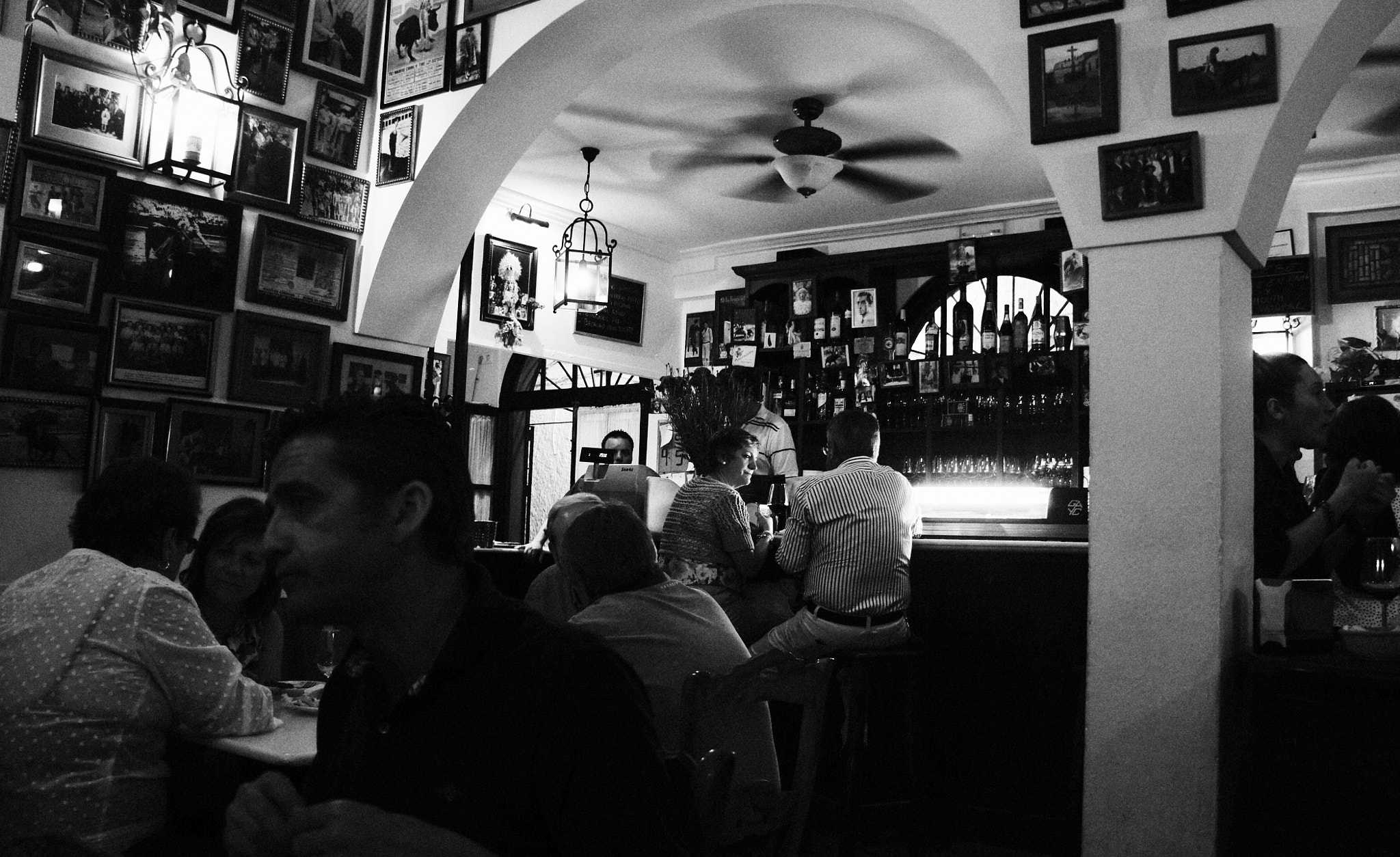 Tamron 18-200mm F3.5-6.3 Di III VC sample photo. Happy hour... photography