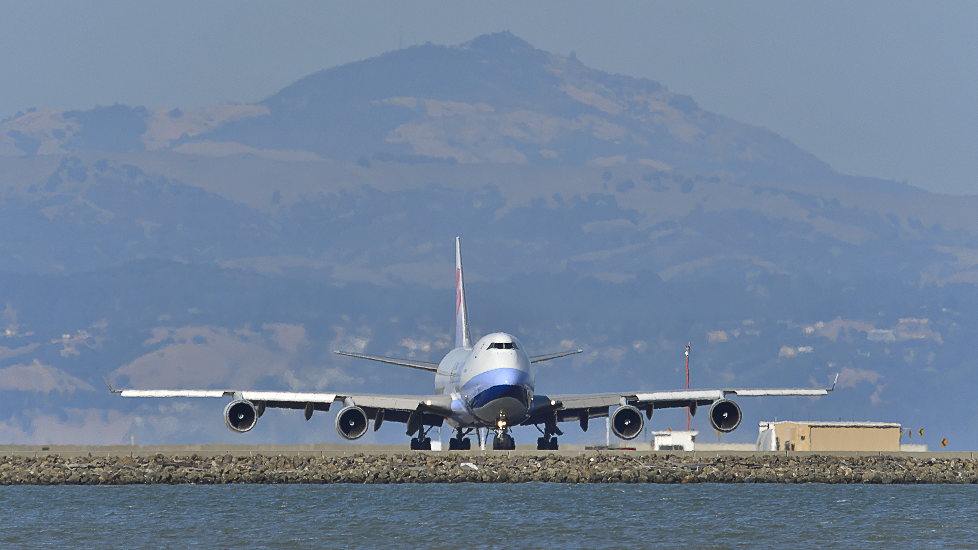 Sigma 150-500mm F5-6.3 DG OS HSM sample photo. China airlines cargo b747 photography