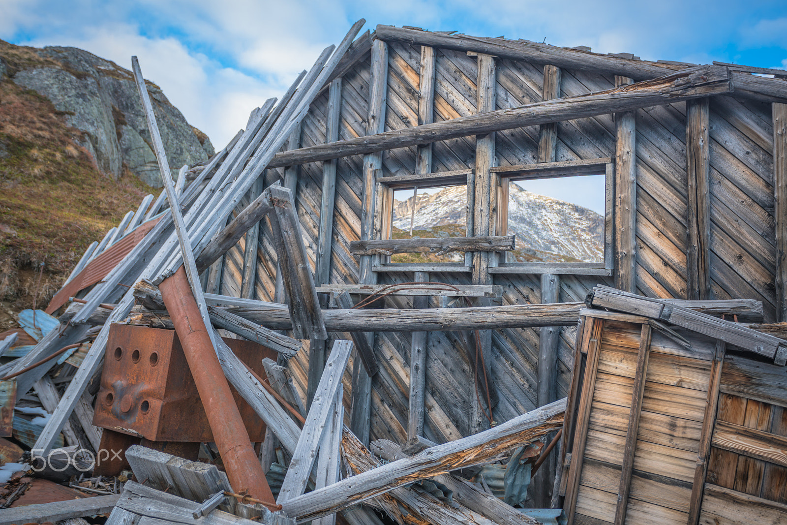 Sony a7R II + Canon EF 17-40mm F4L USM sample photo. Independence mine, alaska photography