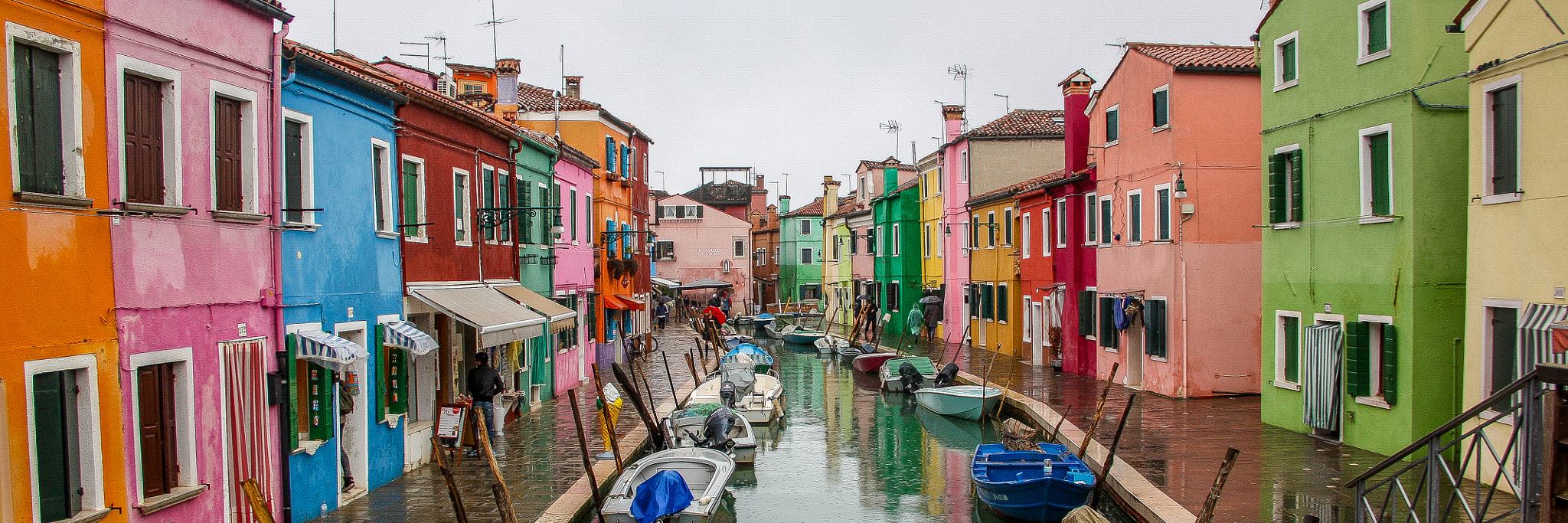 Canon EOS 450D (EOS Rebel XSi / EOS Kiss X2) sample photo. Reflections of burano photography