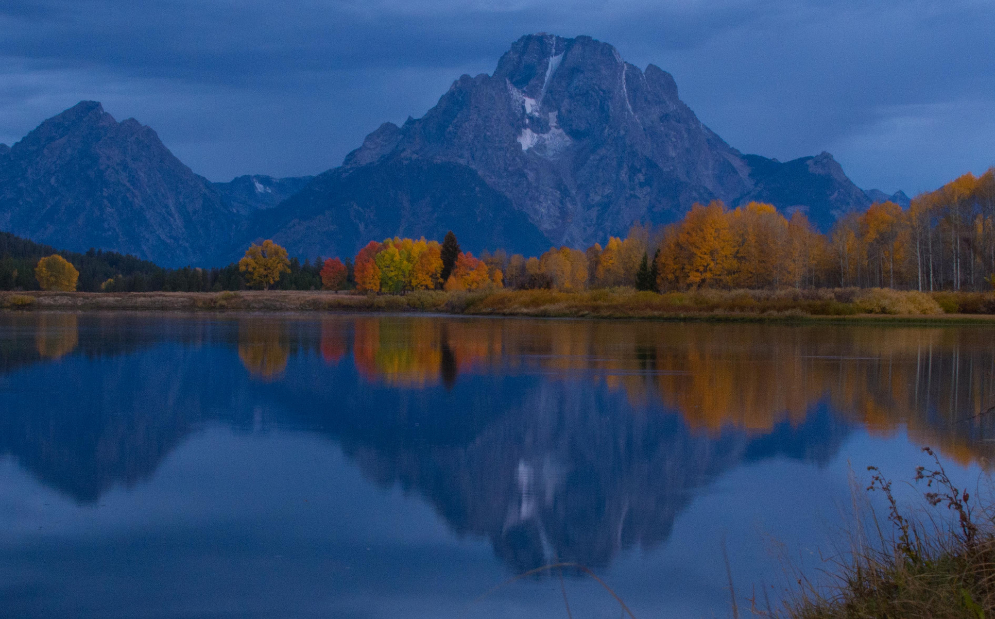 Olympus OM-D E-M5 sample photo. Cloudy sunrise over oxbow bend grand tetons photography