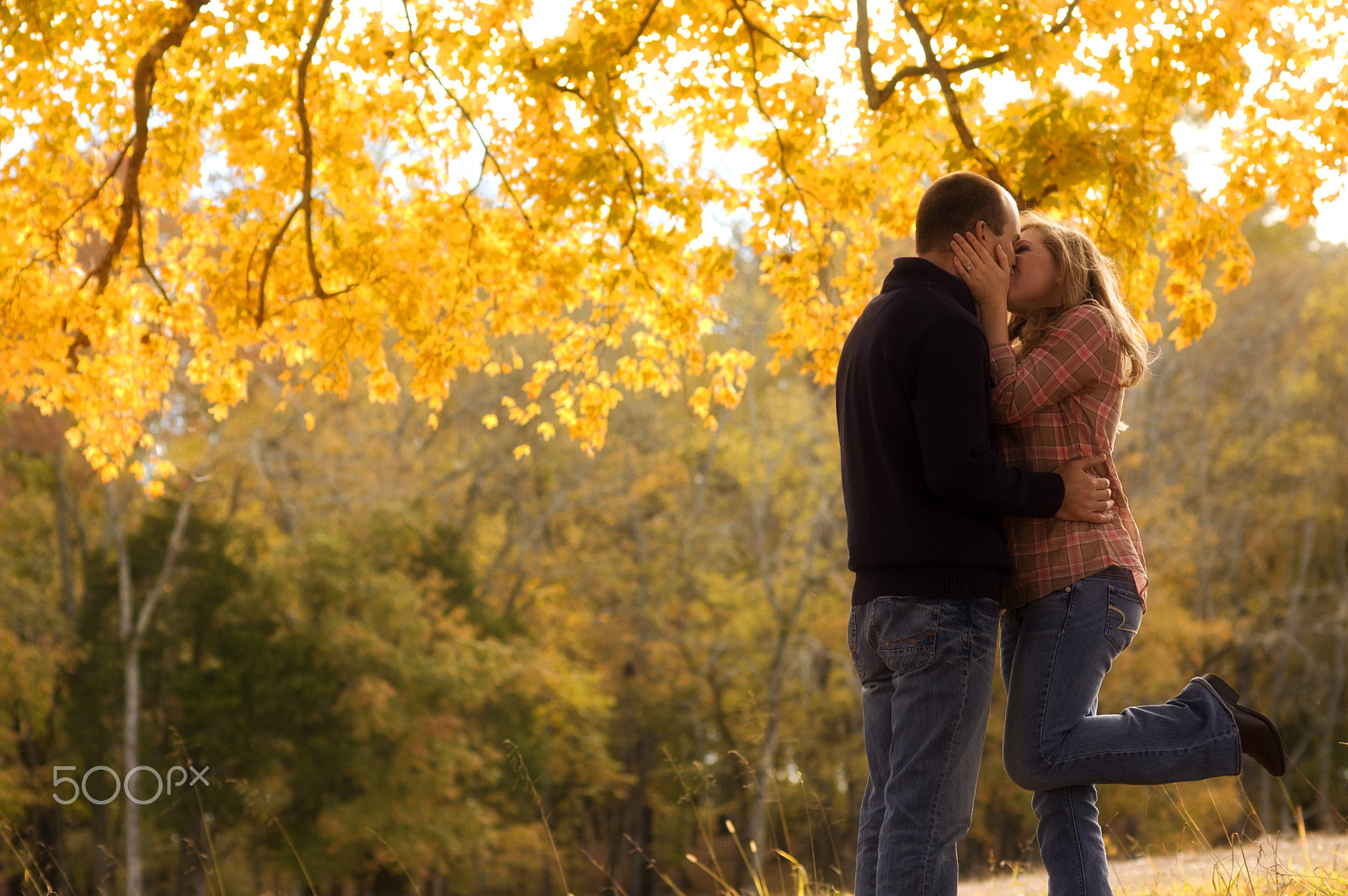 Nikon D50 + Nikon AF Nikkor 85mm F1.8D sample photo. Matt&kayla 002 photography