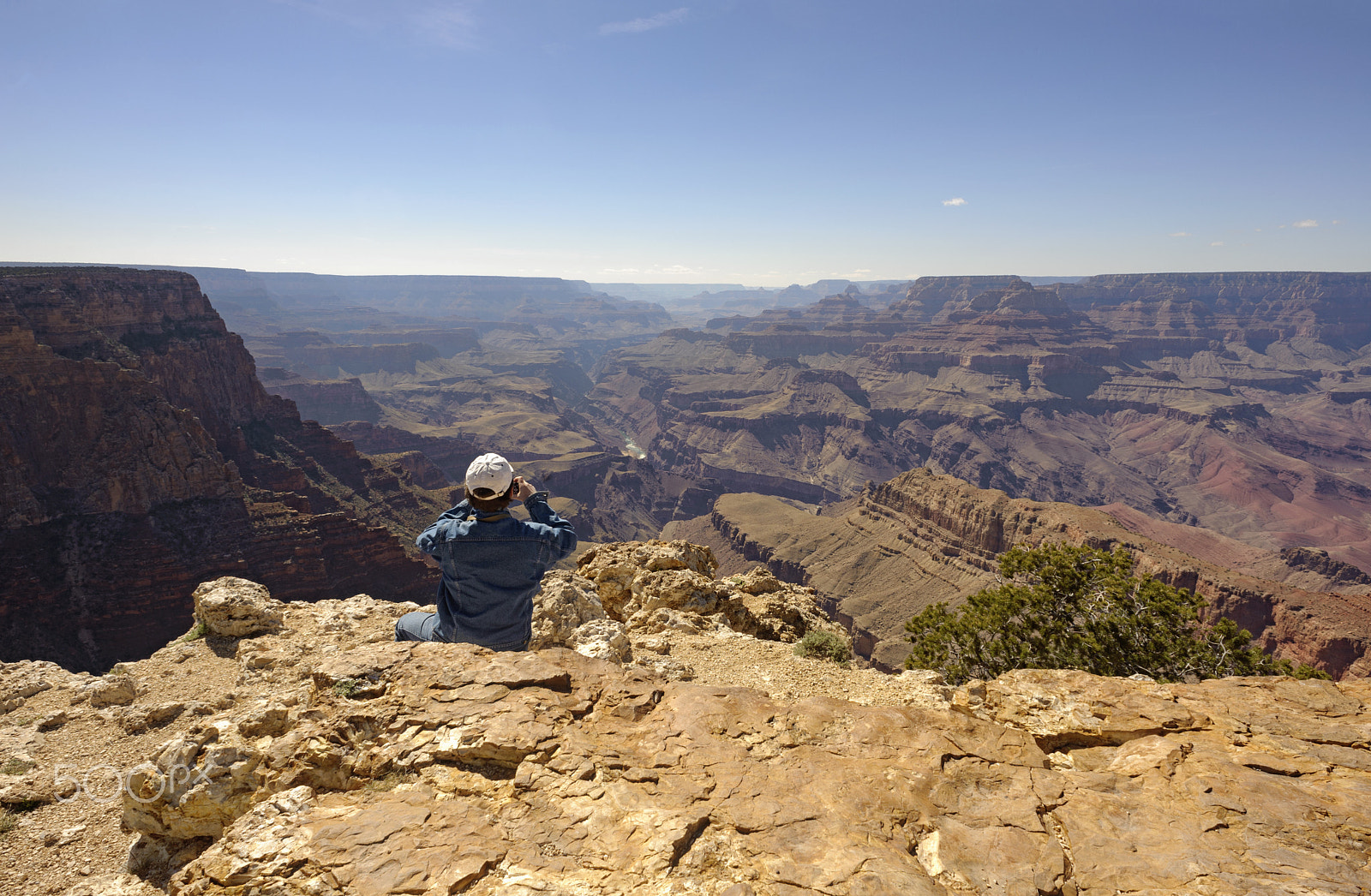Nikon D700 sample photo. Man at the edge of grand canyon photography
