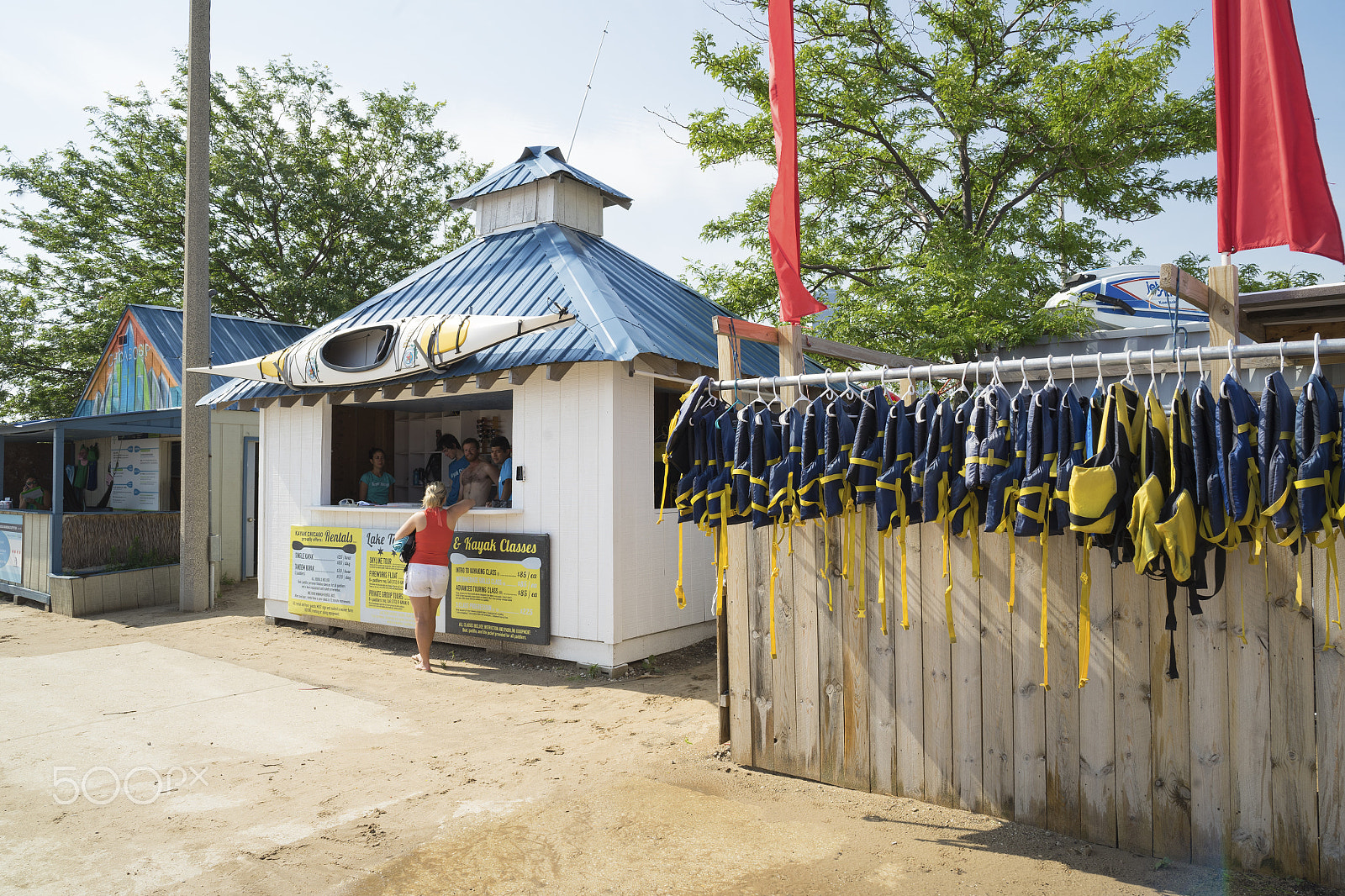 ZEISS Batis 25mm F2 sample photo. Kayak chicago rentals photography