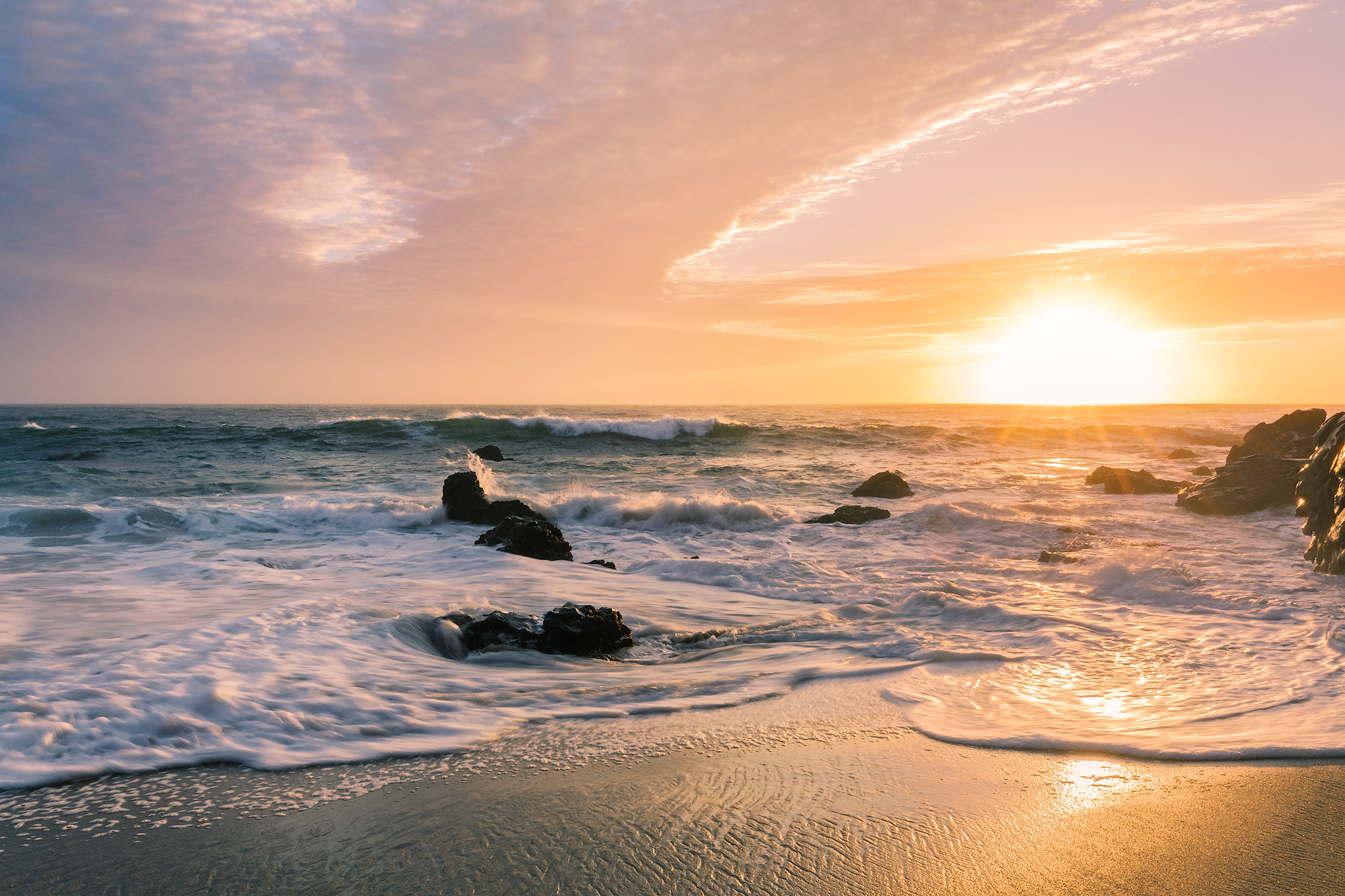 Canon EOS 40D + Canon EF 16-35mm F4L IS USM sample photo. Hole in the wall beach sunset | santa cruz, ca photography