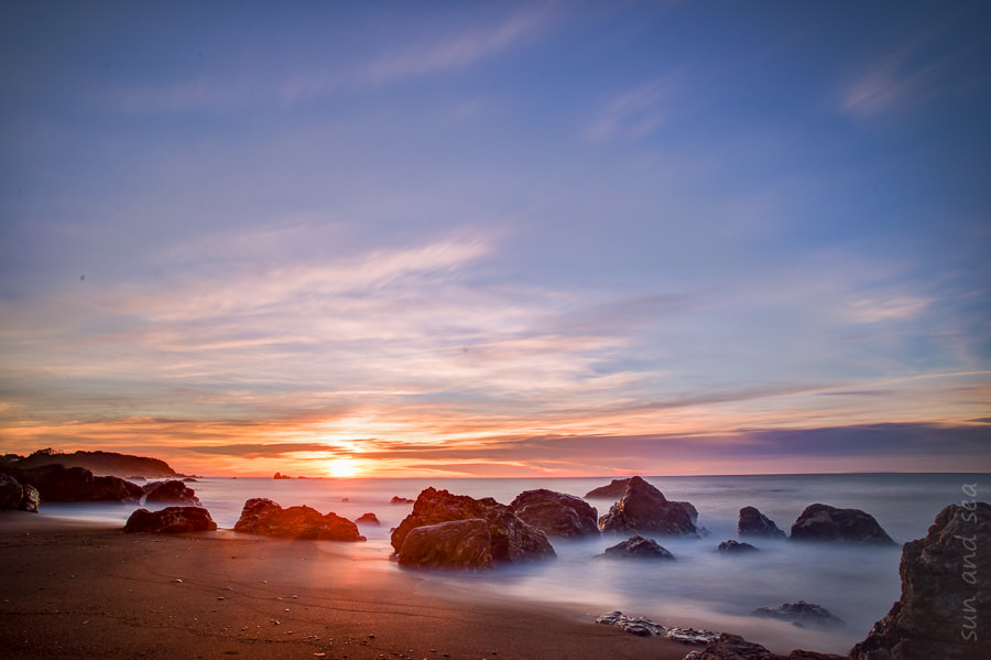 Sigma 20mm F1.8 EX DG Aspherical RF sample photo. Morning coast photography