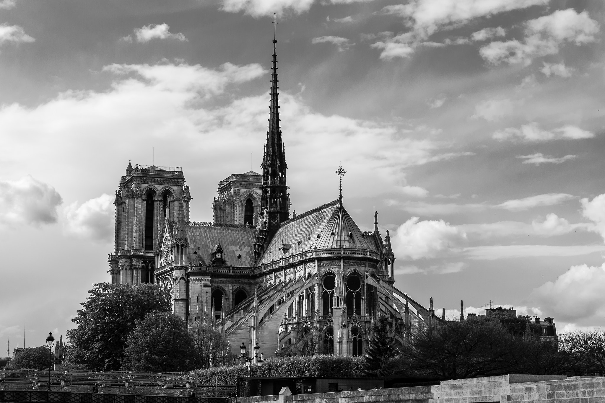 Canon EOS 70D + Sigma 24-105mm f/4 DG OS HSM | A sample photo. Notre belle dame photography