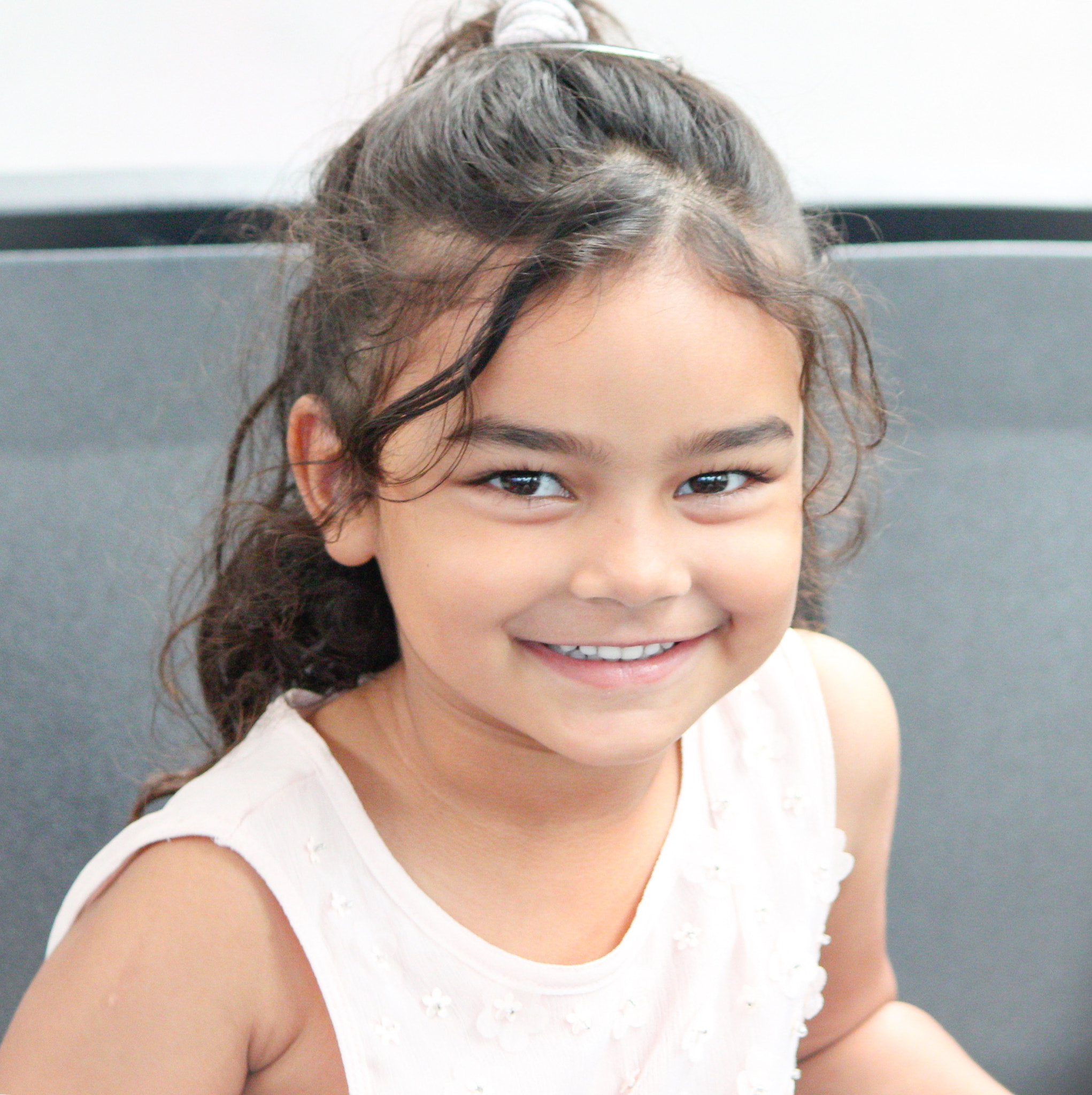 Canon EF-S 55-250mm F4-5.6 IS II sample photo. Innocence photography