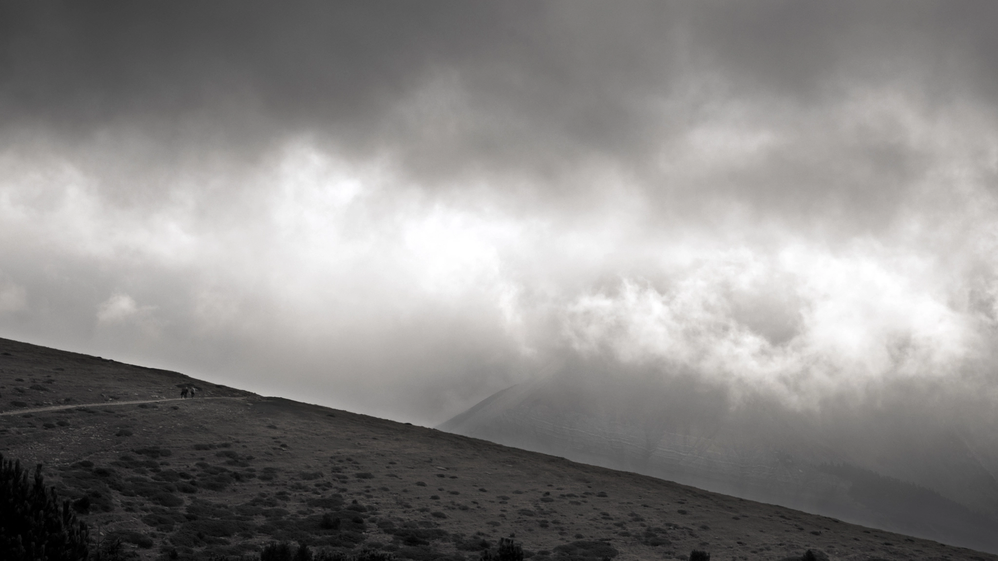 Sony Alpha DSLR-A900 sample photo. Moody clouds (2) photography