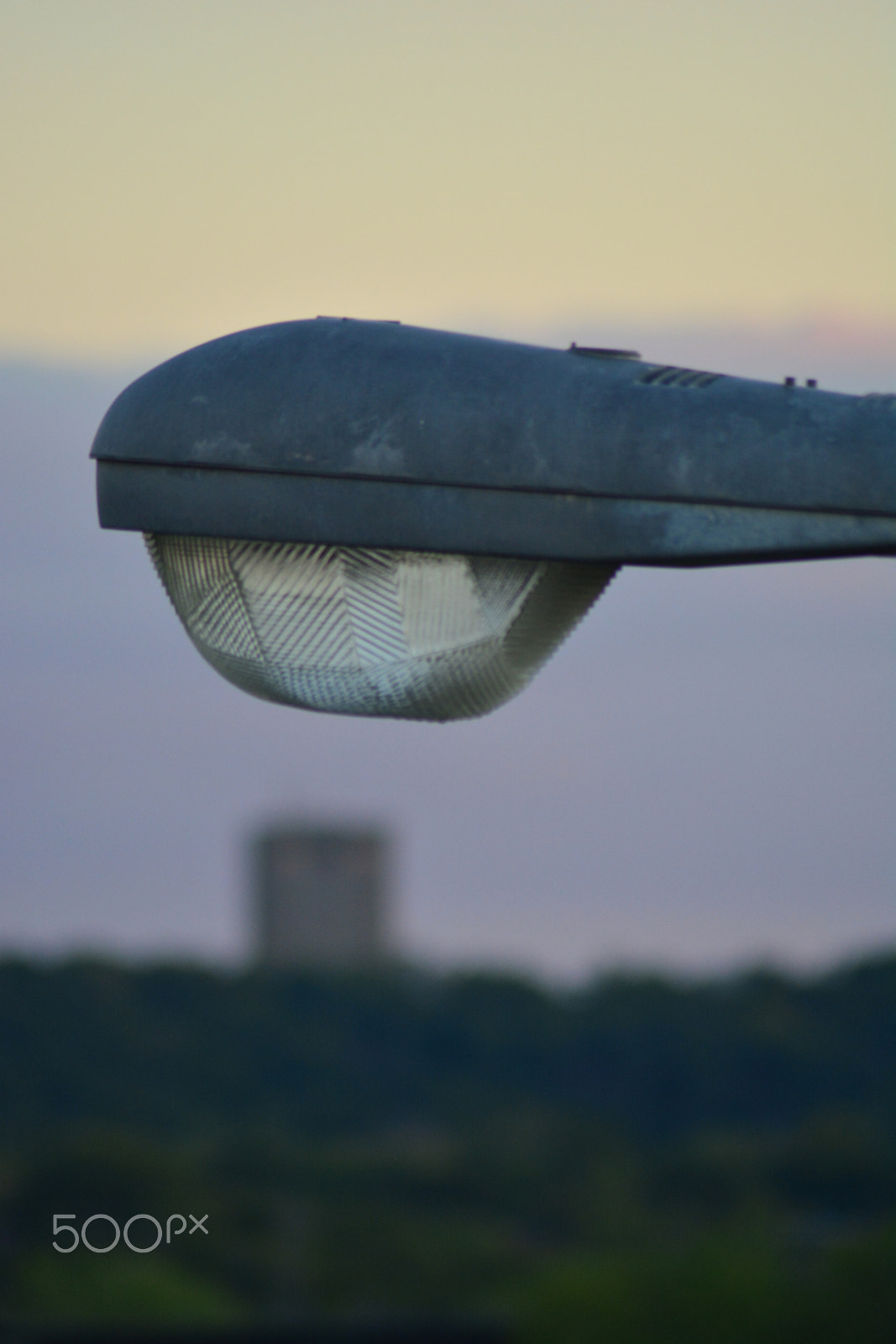 Nikon AF Nikkor 70-300mm F4-5.6G sample photo. Untitled street light sky photography
