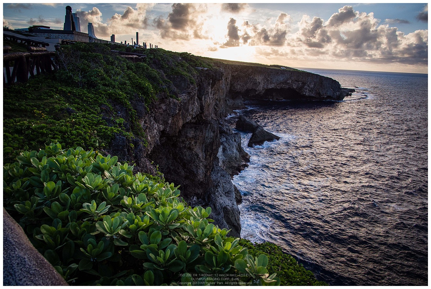 Panasonic Lumix G X Vario 12-35mm F2.8 ASPH Power OIS sample photo. Banzai cliff, saipan photography