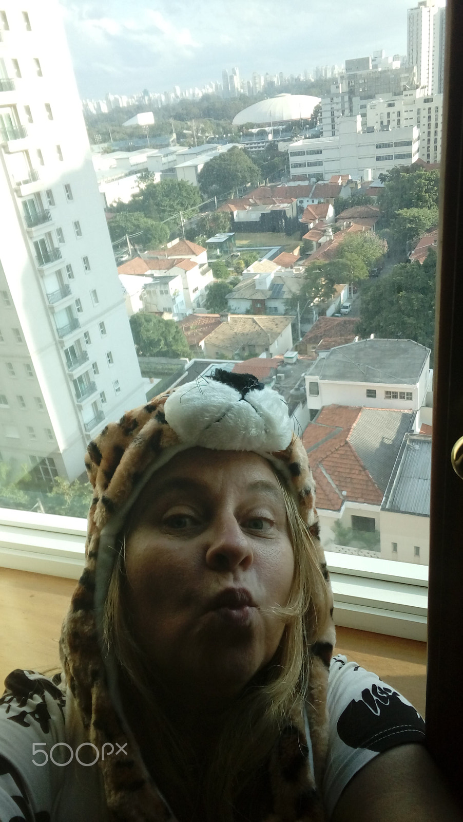 LG K430TV sample photo. Windows for look sao paulo photography