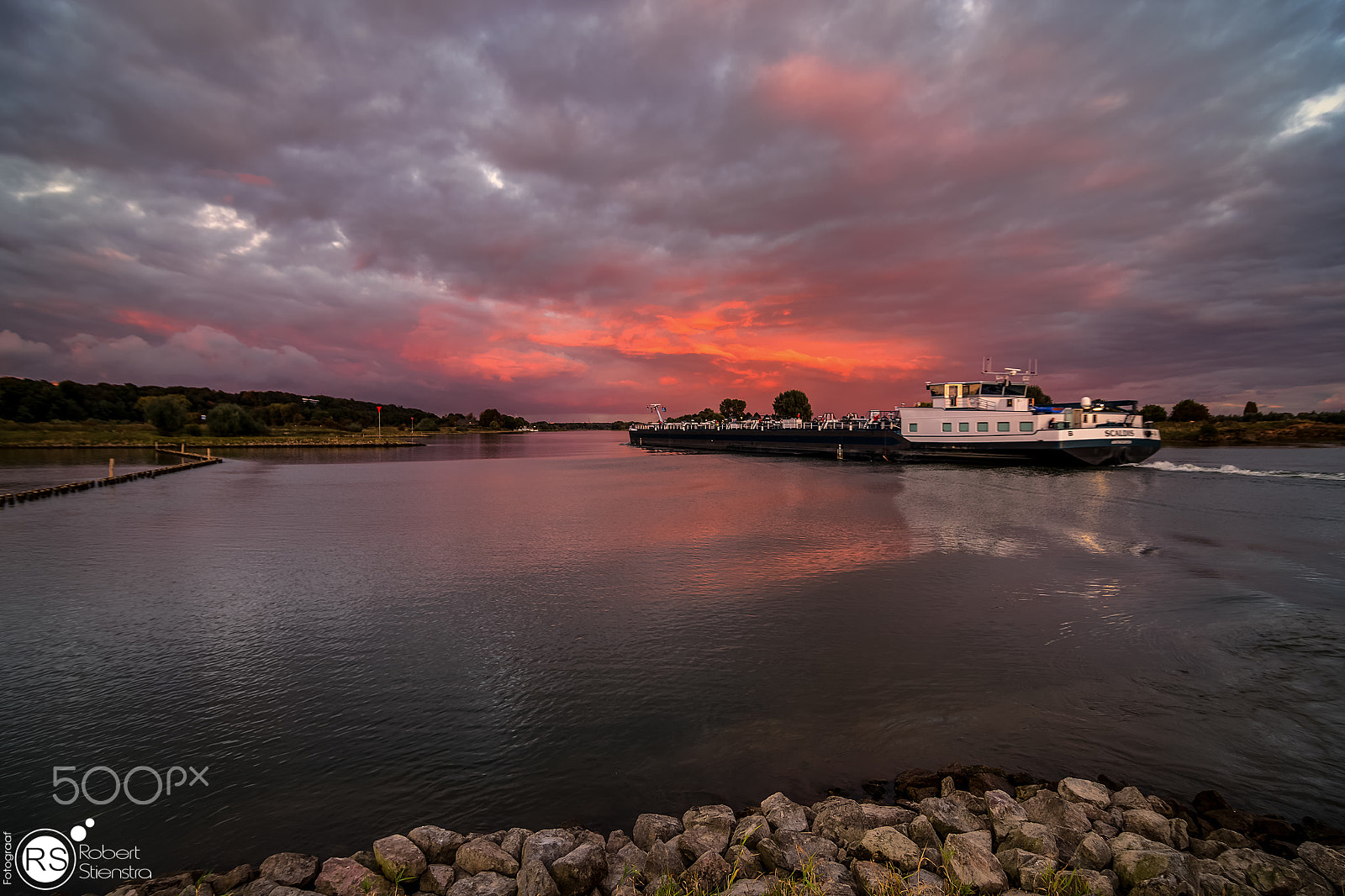 Nikon D7100 + Tokina AT-X Pro 12-24mm F4 (IF) DX sample photo. Ship on the river rhine photography