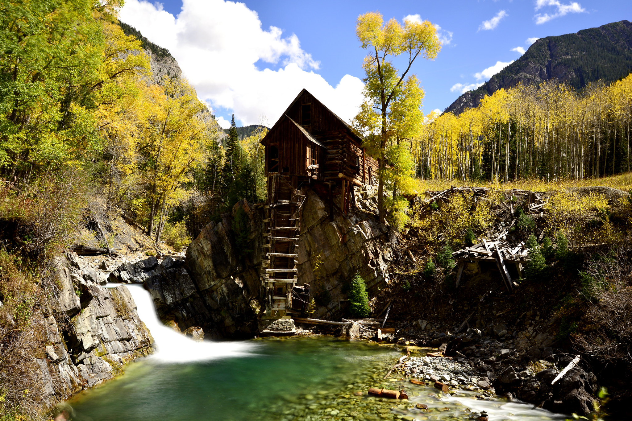 Nikon AF-S Nikkor 16-35mm F4G ED VR sample photo. Crystal mill. photography