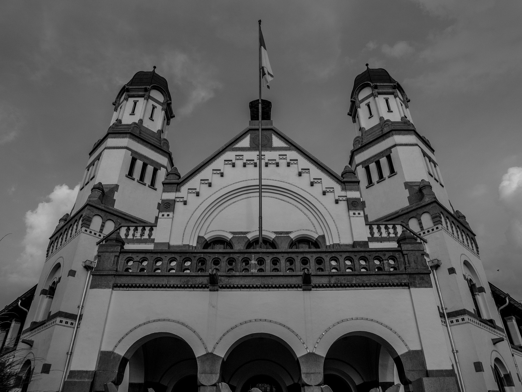 Panasonic DMC-GM1S + Panasonic Lumix G Vario HD 12-32mm F3.5-5.6 Mega OIS sample photo. Lawang sewu photography