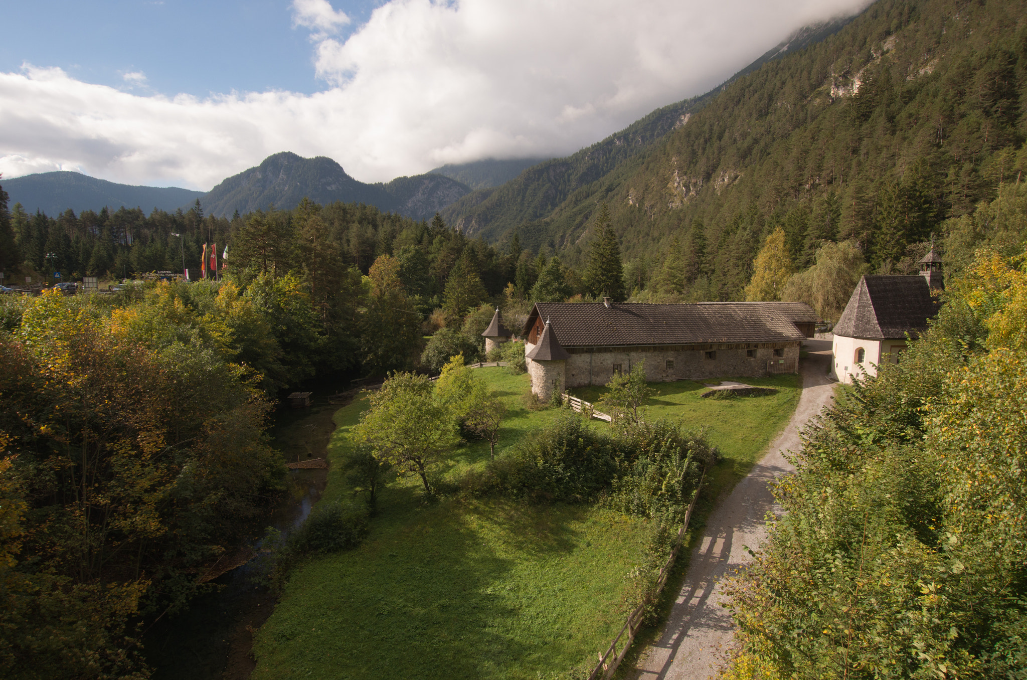 Sigma 10-20mm F3.5 EX DC HSM sample photo. Landscape near castle fernsteinsee photography