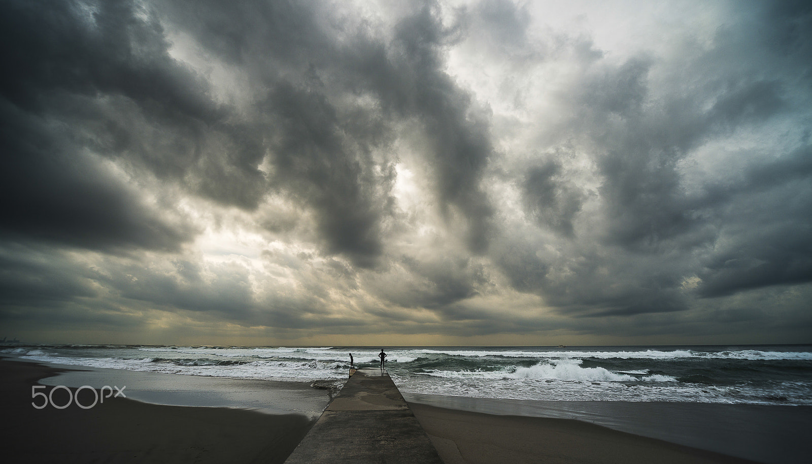 Nikon D800 sample photo. Dangerous sea photography