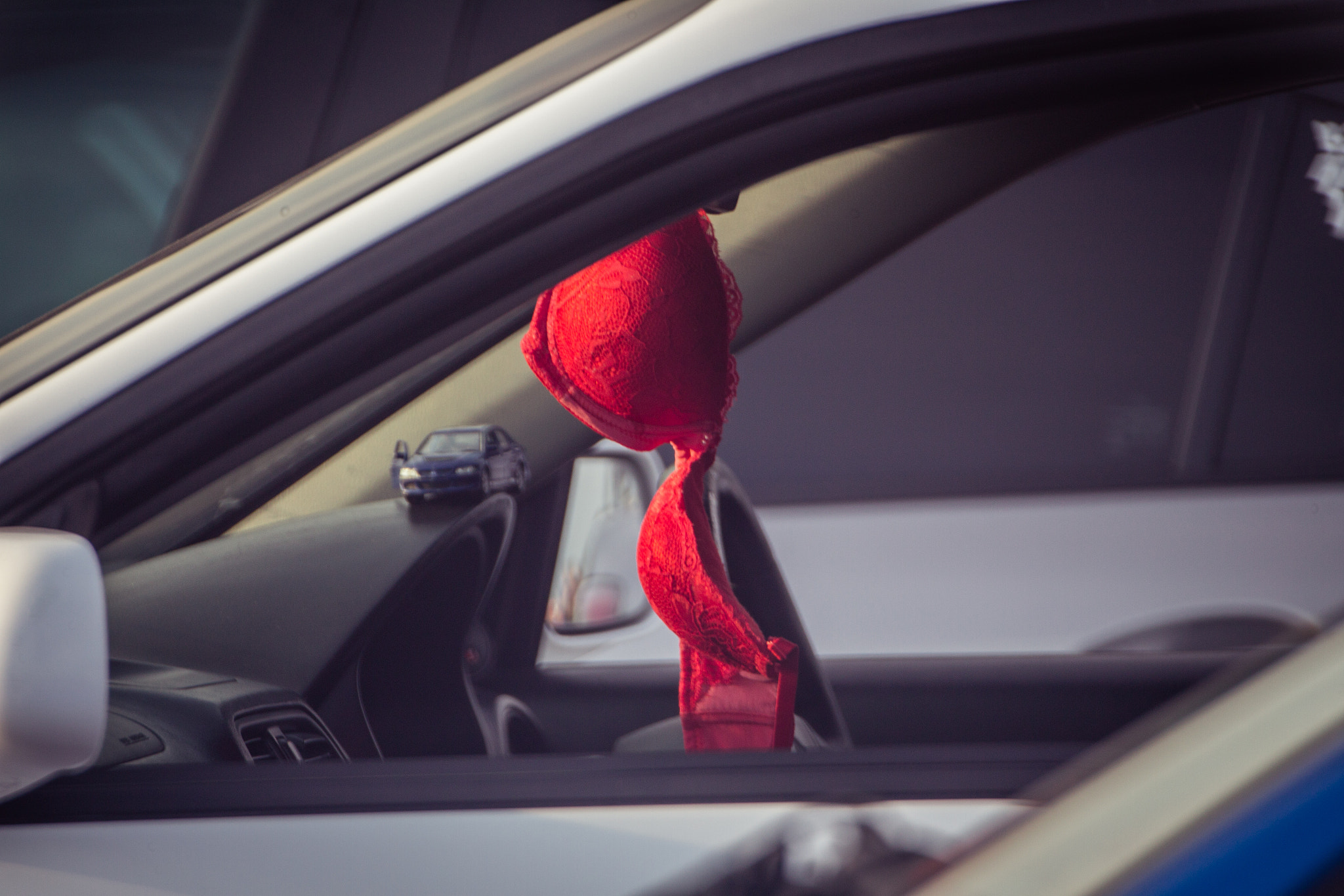 v2?sig=9b59406eab88873a095a9b48e7a067f7b726599d5d2bfde6177b14615131222b