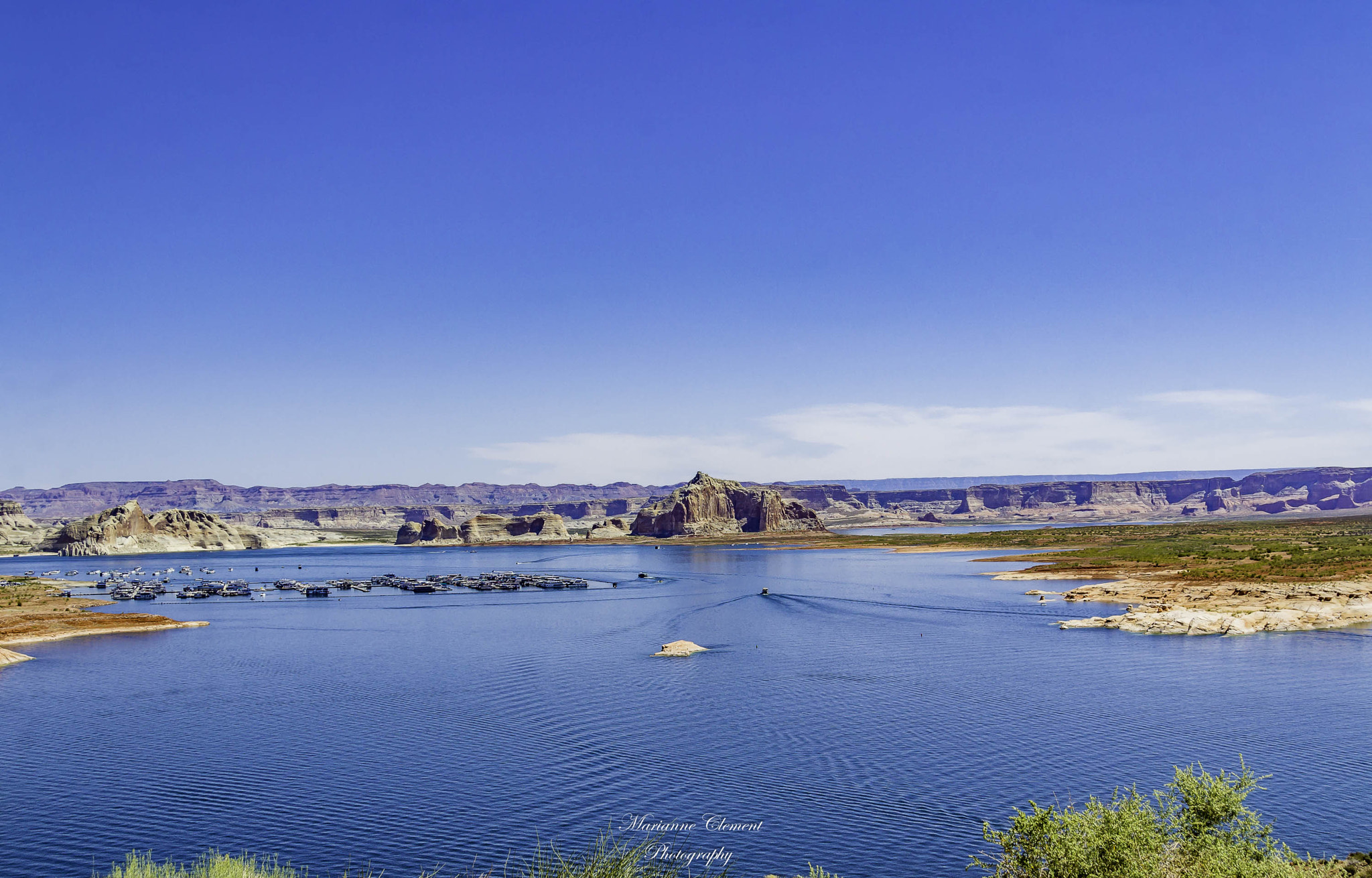 Canon EF-S 17-85mm F4-5.6 IS USM sample photo. Lake powel at wahweep overlook photography