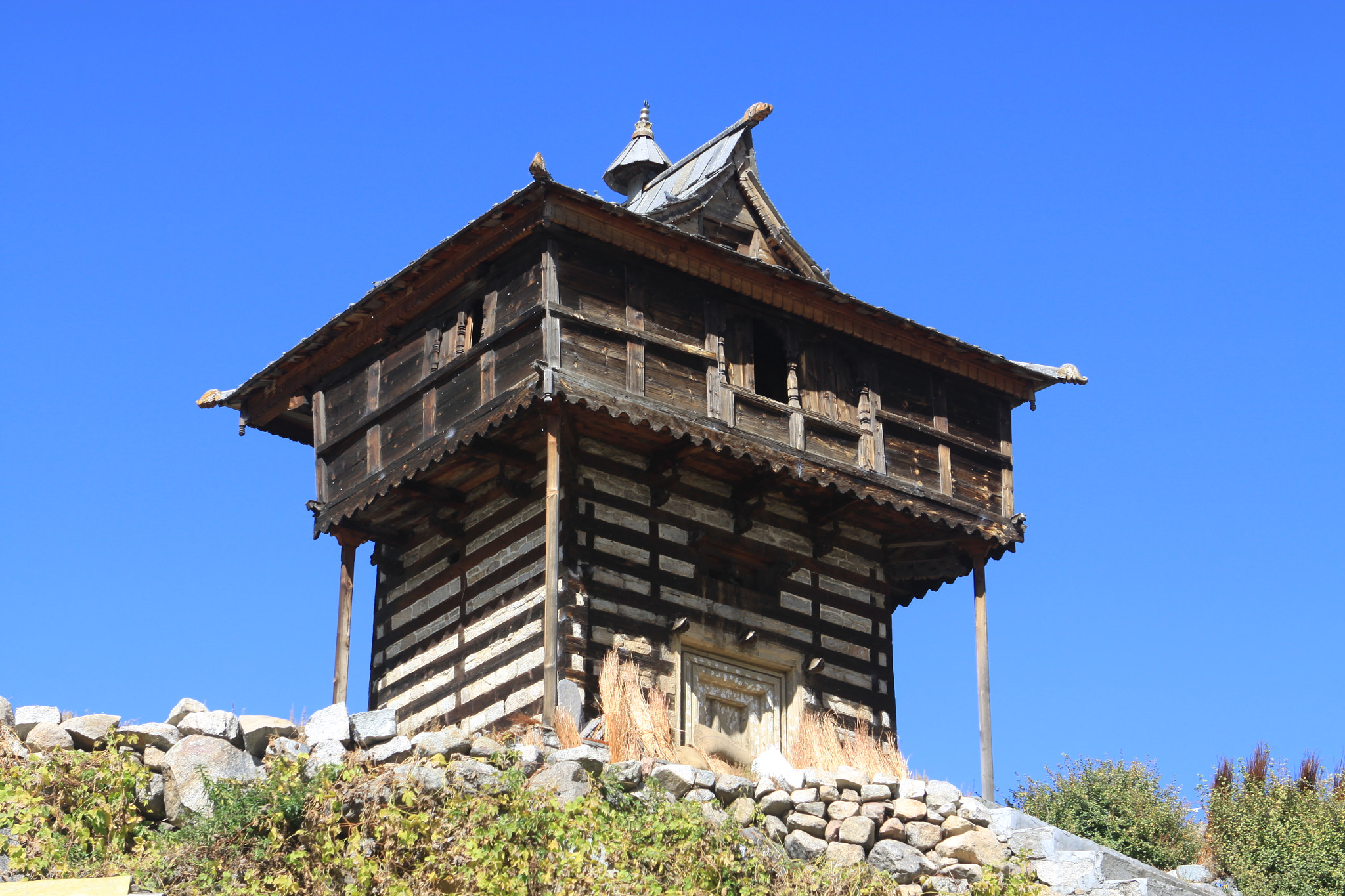 Canon EOS 50D + Canon EF 24-70mm F2.8L USM sample photo. Traditional himachal buildings, chitkul photography