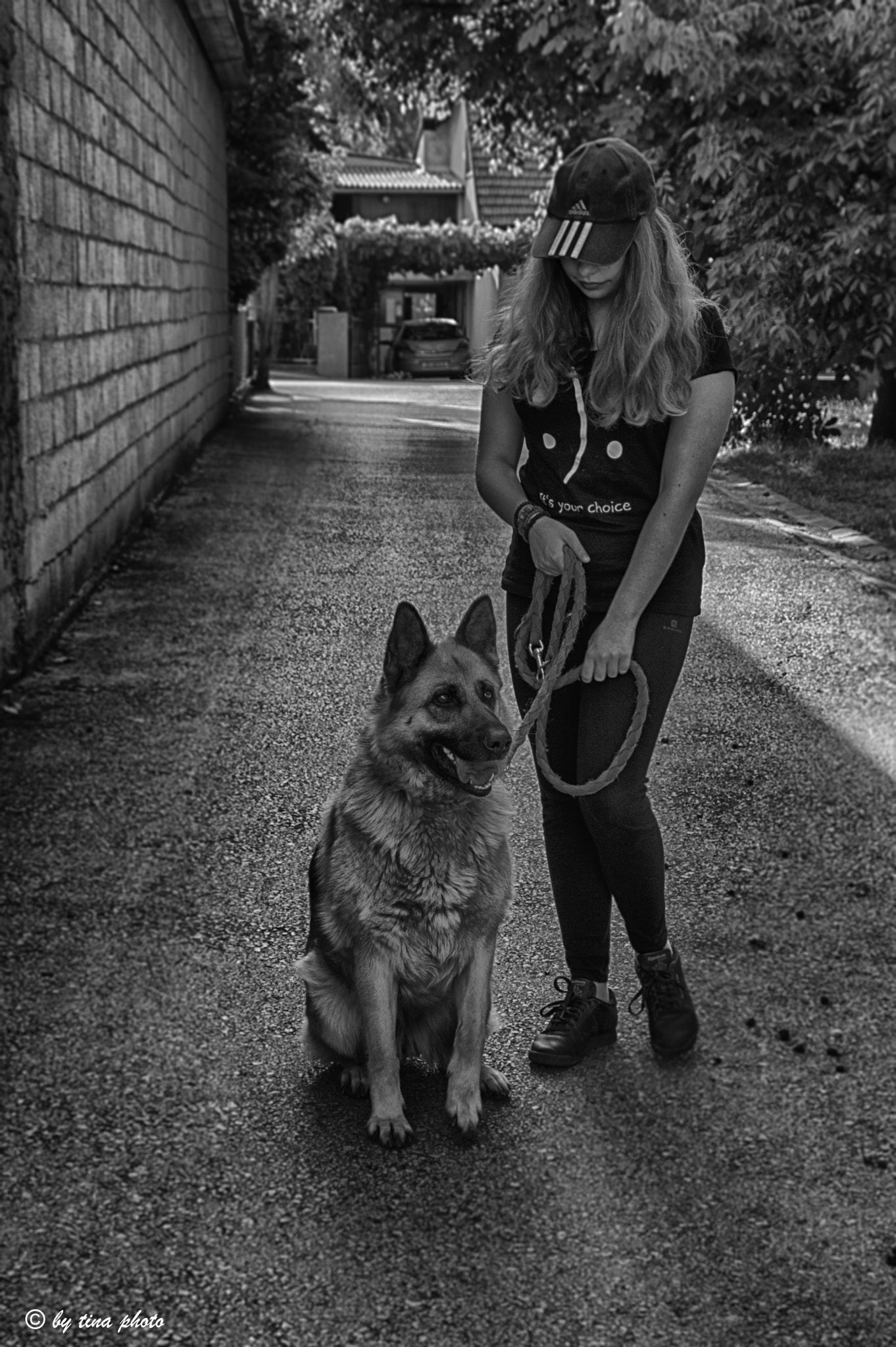 Sigma 28-300mm F3.5-6.3 DG Macro sample photo. Girl with dog photography