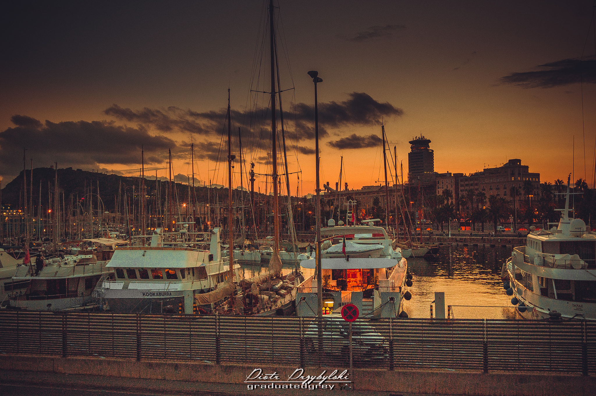 Sony SLT-A58 sample photo. Port in barcelona photography