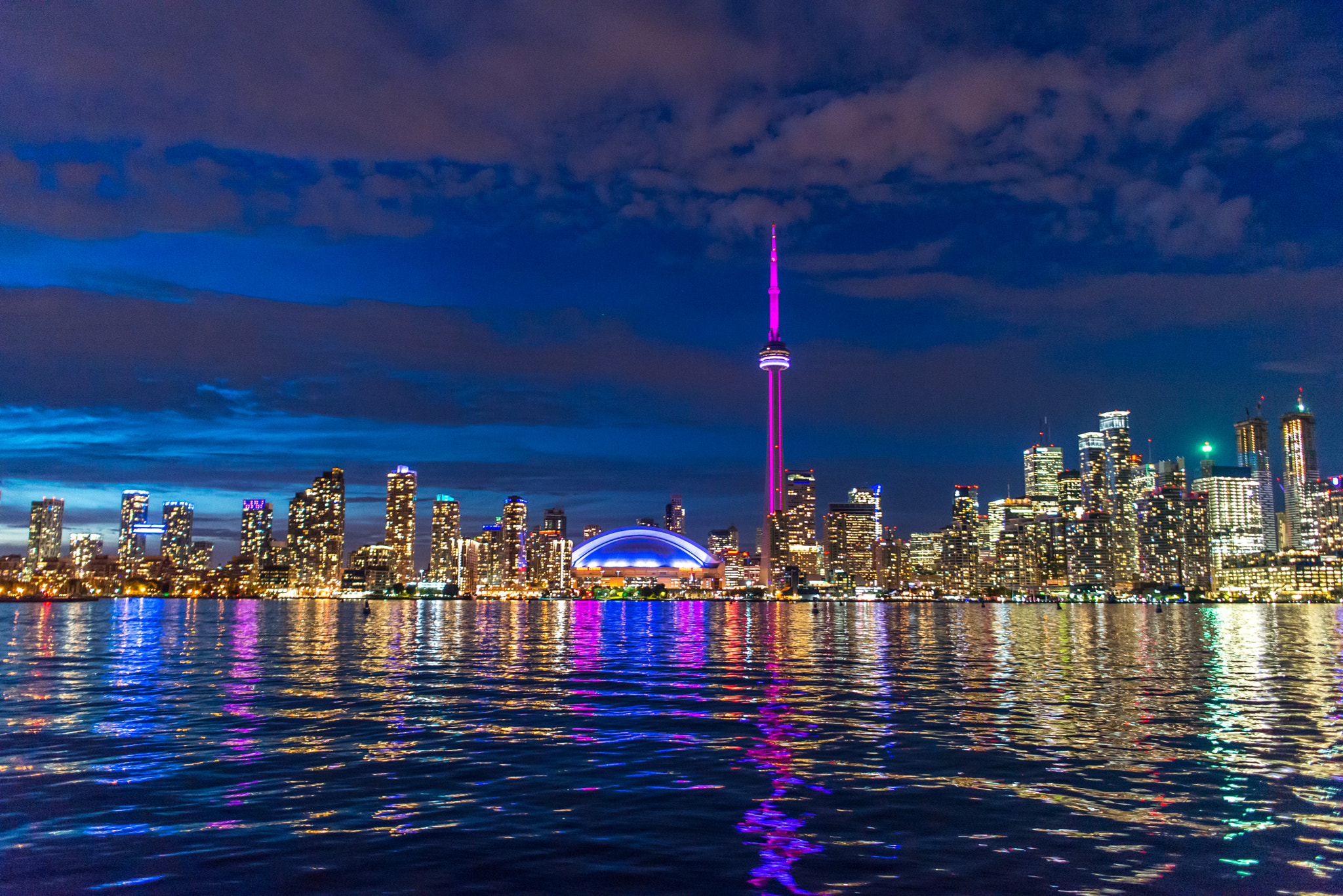 Nikon D600 + Nikon AF-S Nikkor 28mm F1.8G sample photo. Toronto skyline at night photography