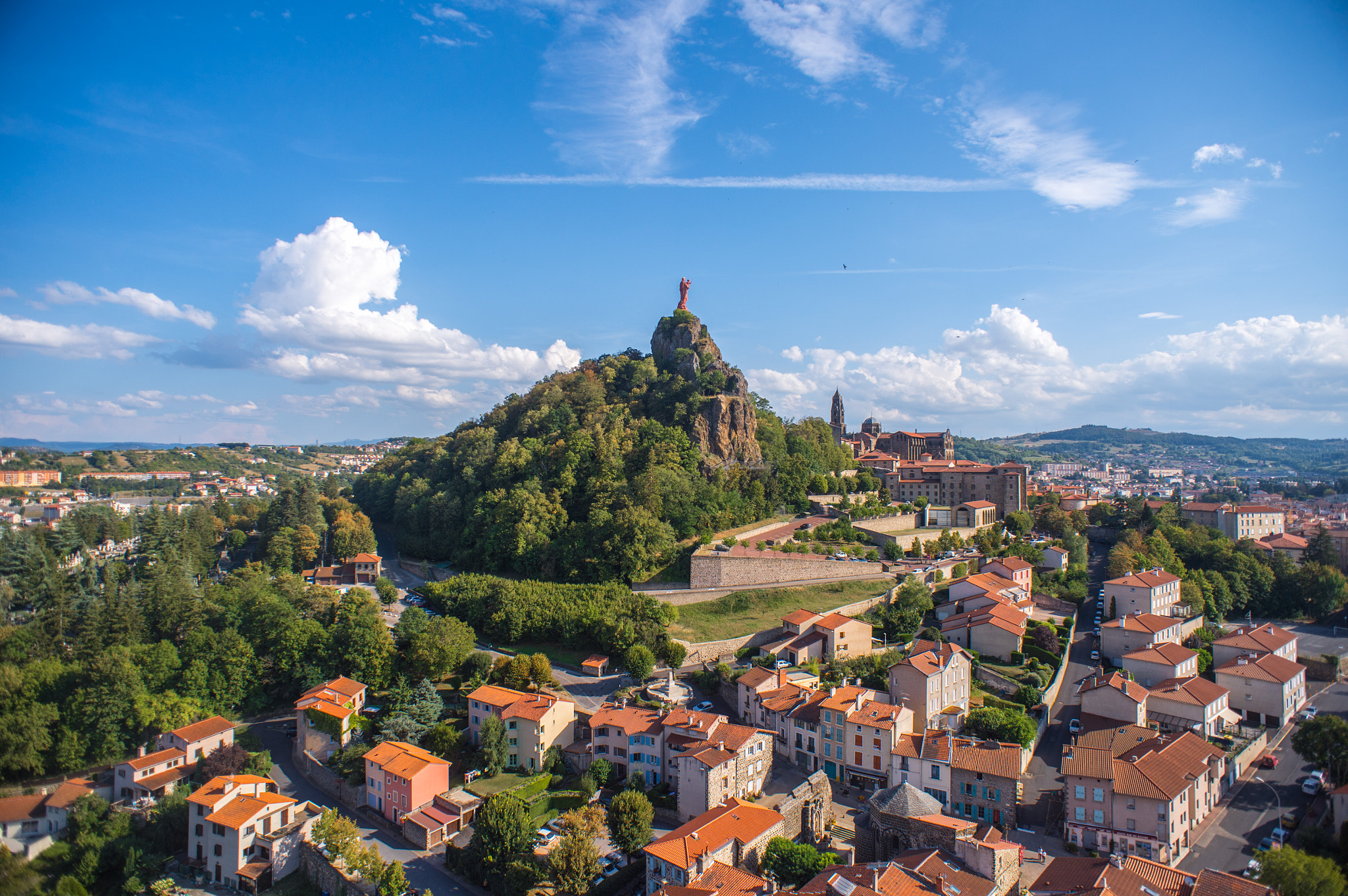 Nikon Df + Nikon AF Nikkor 20mm F2.8D sample photo. Le puy-en-velay photography