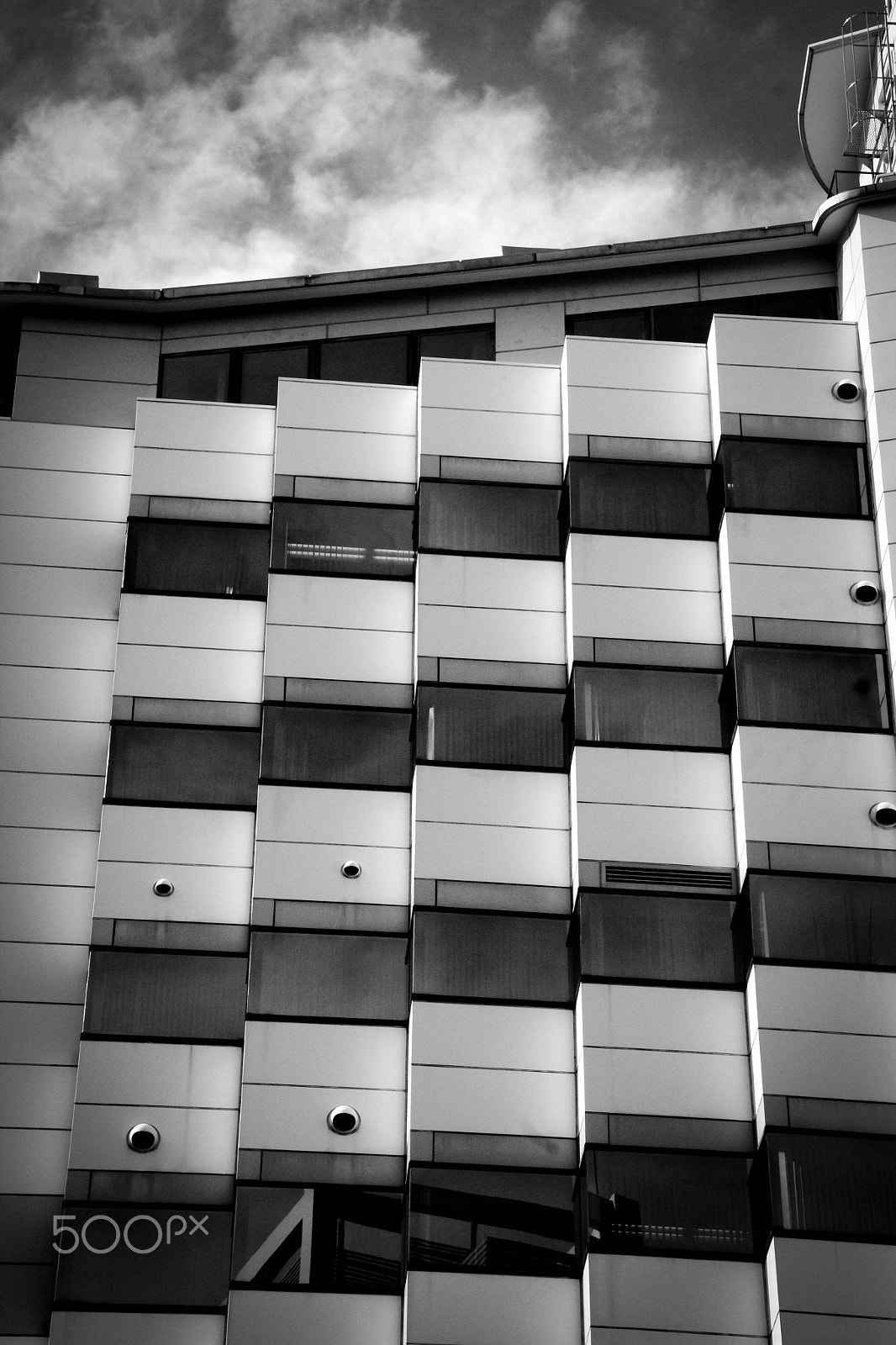 Canon EOS 600D (Rebel EOS T3i / EOS Kiss X5) sample photo. Tokyo streets photography