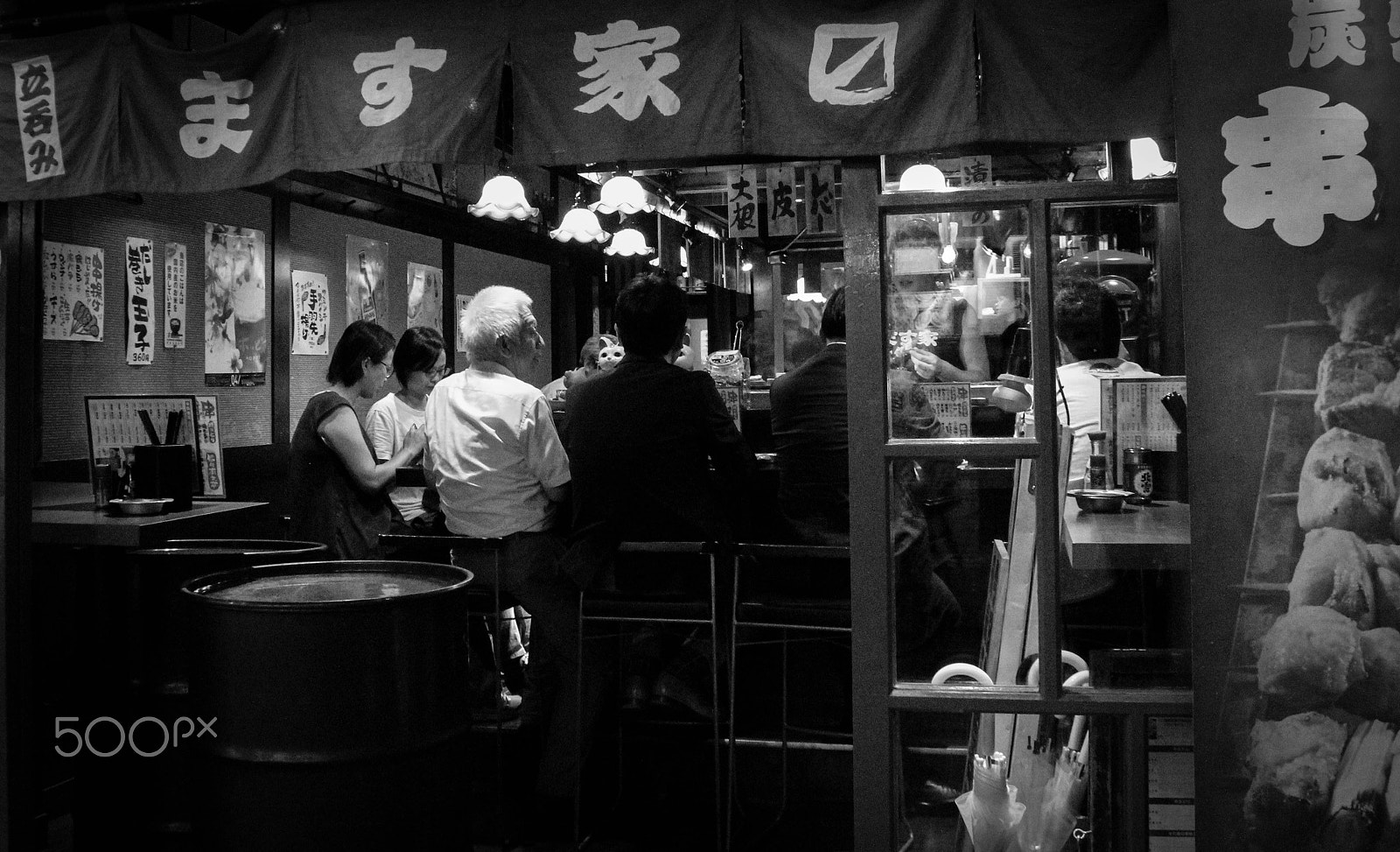 Canon EOS 600D (Rebel EOS T3i / EOS Kiss X5) sample photo. Tokyo streets photography
