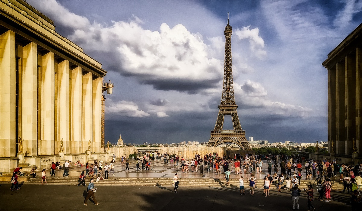 Jag.gr 645 PRO Mk III for Apple iPhone 6s sample photo. Eiffel tower photography