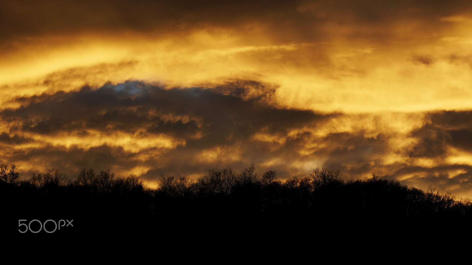 Sony DT 55-300mm F4.5-5.6 SAM sample photo. Fire or just sunset? photography