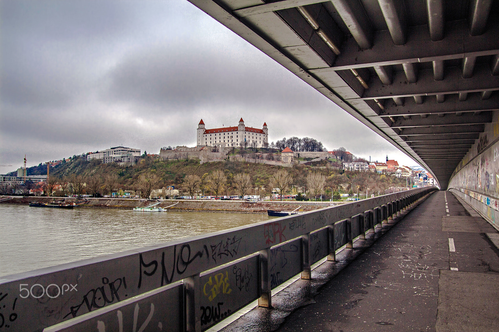 Canon EOS 650D (EOS Rebel T4i / EOS Kiss X6i) sample photo. Bratislava_slovakia photography