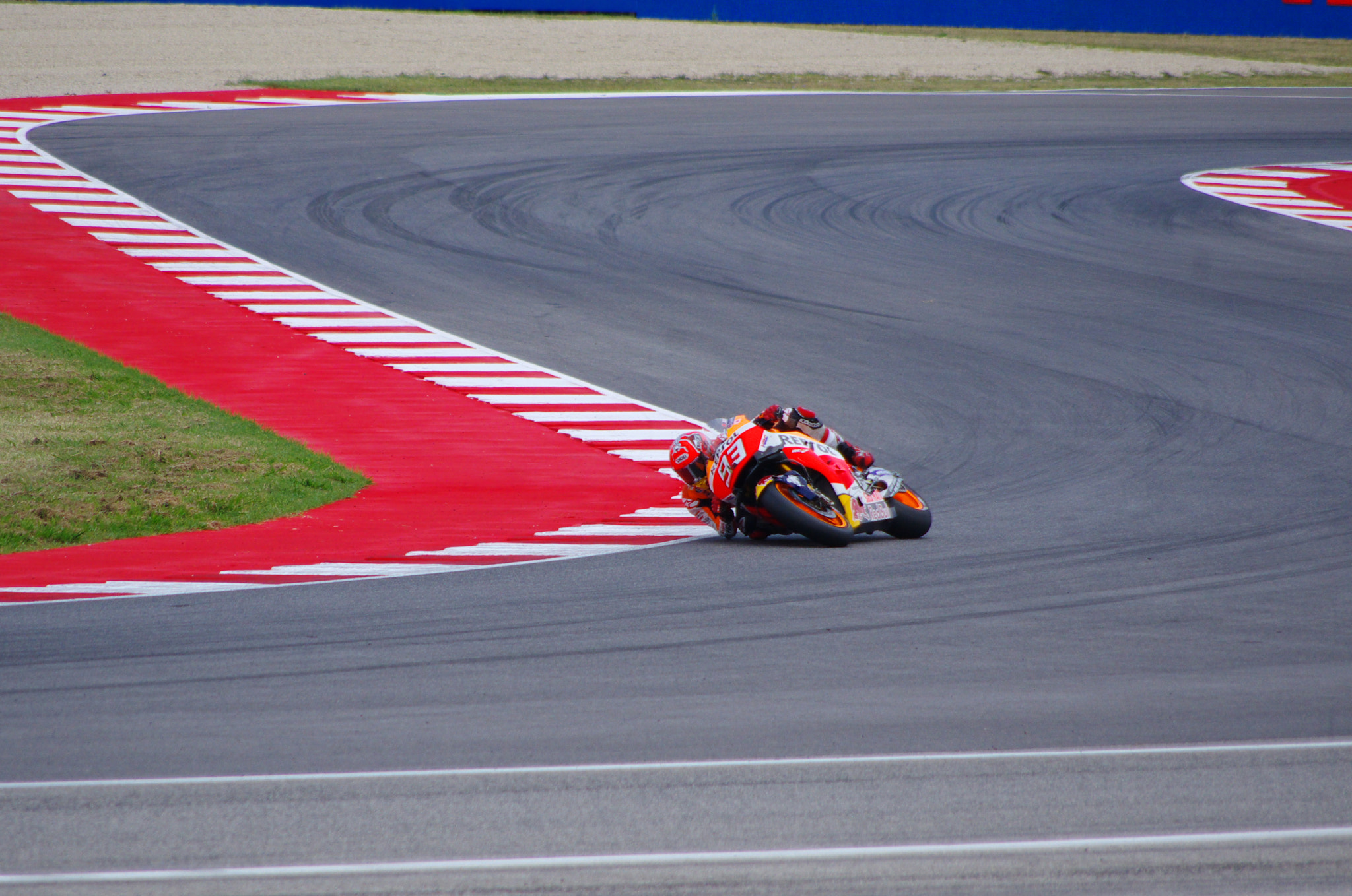 smc PENTAX-DA L 55-300mm F4-5.8 ED sample photo. La piega photography