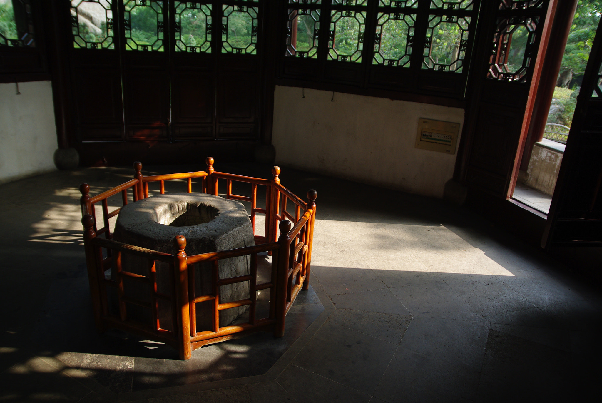Sigma 17-70mm F2.8-4 DC Macro HSM | C sample photo. Ancient well photography