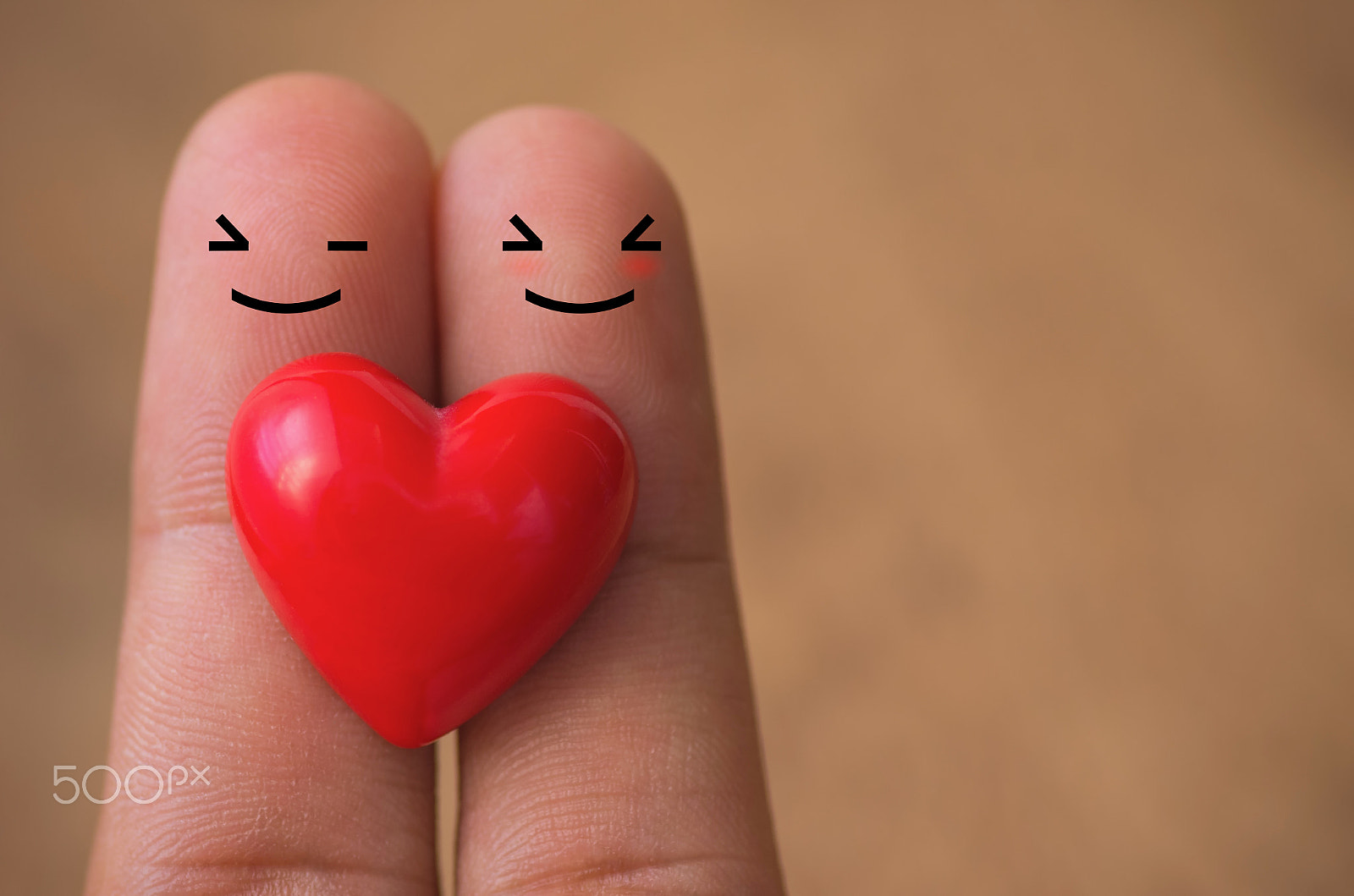 Pentax smc D-FA 100mm F2.8 macro sample photo. Hearts on finger. photography