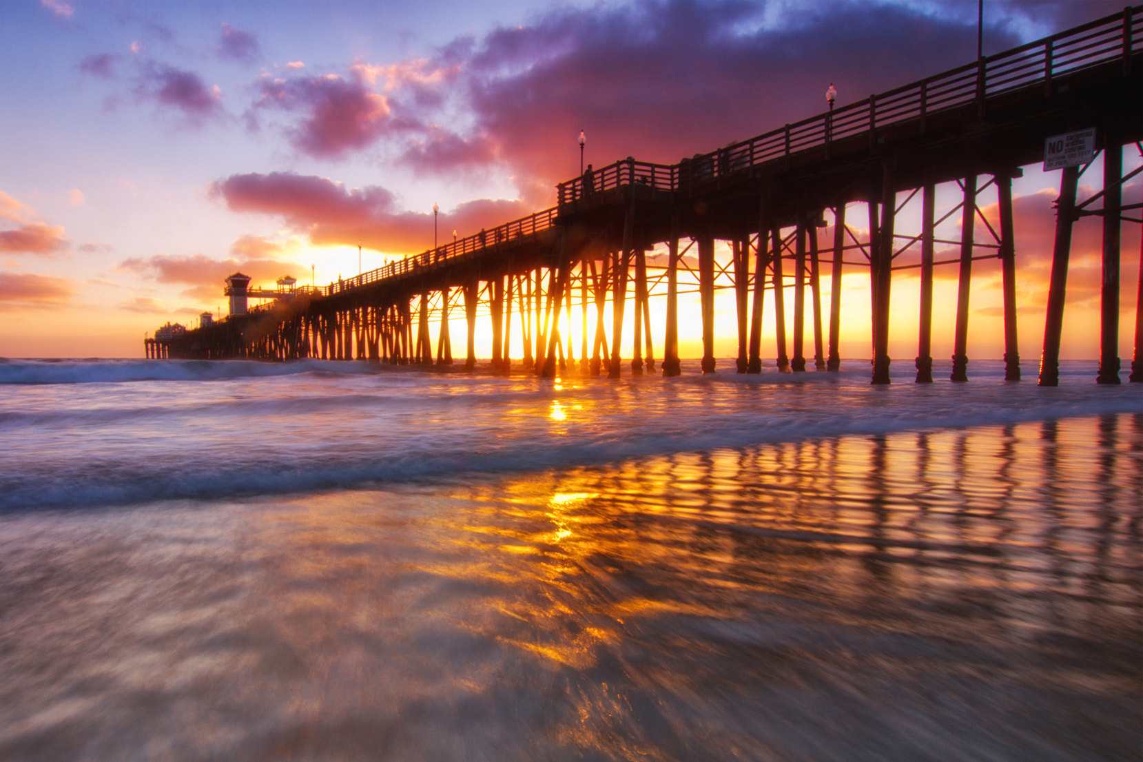 Tokina AT-X Pro 12-24mm F4 (IF) DX sample photo. Oceanside pier photography