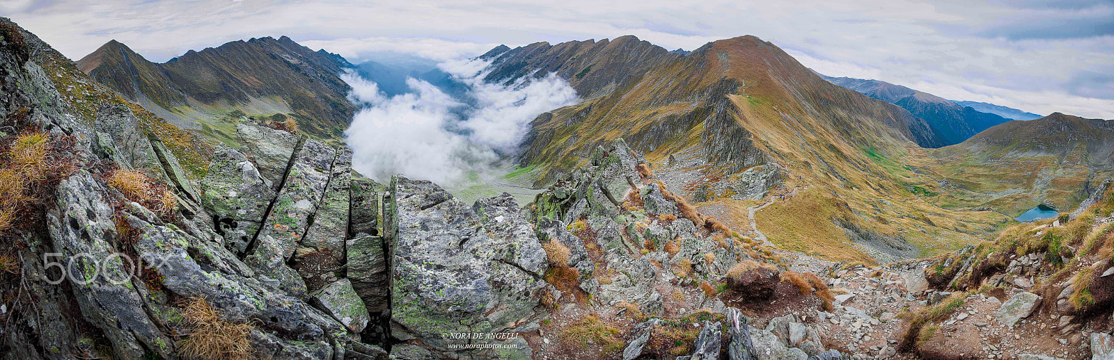 Nikon AF Nikkor 24-85mm F2.8-4D IF sample photo. Moldoveanu peak - the roof of the carpathians photography