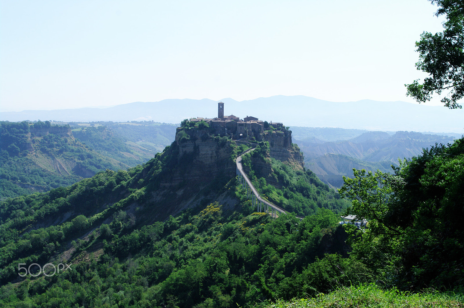 Samsung/Schneider D-XENON 18-55mm F3.5-5.6 II sample photo. Bagnoregio... photography