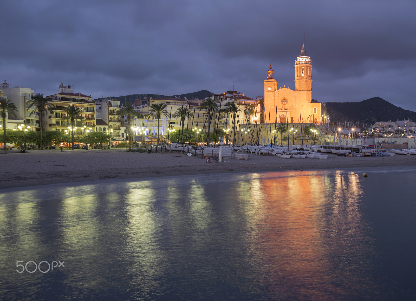 AF Zoom-Nikkor 24-120mm f/3.5-5.6D IF sample photo. Sitges, barcelona photography
