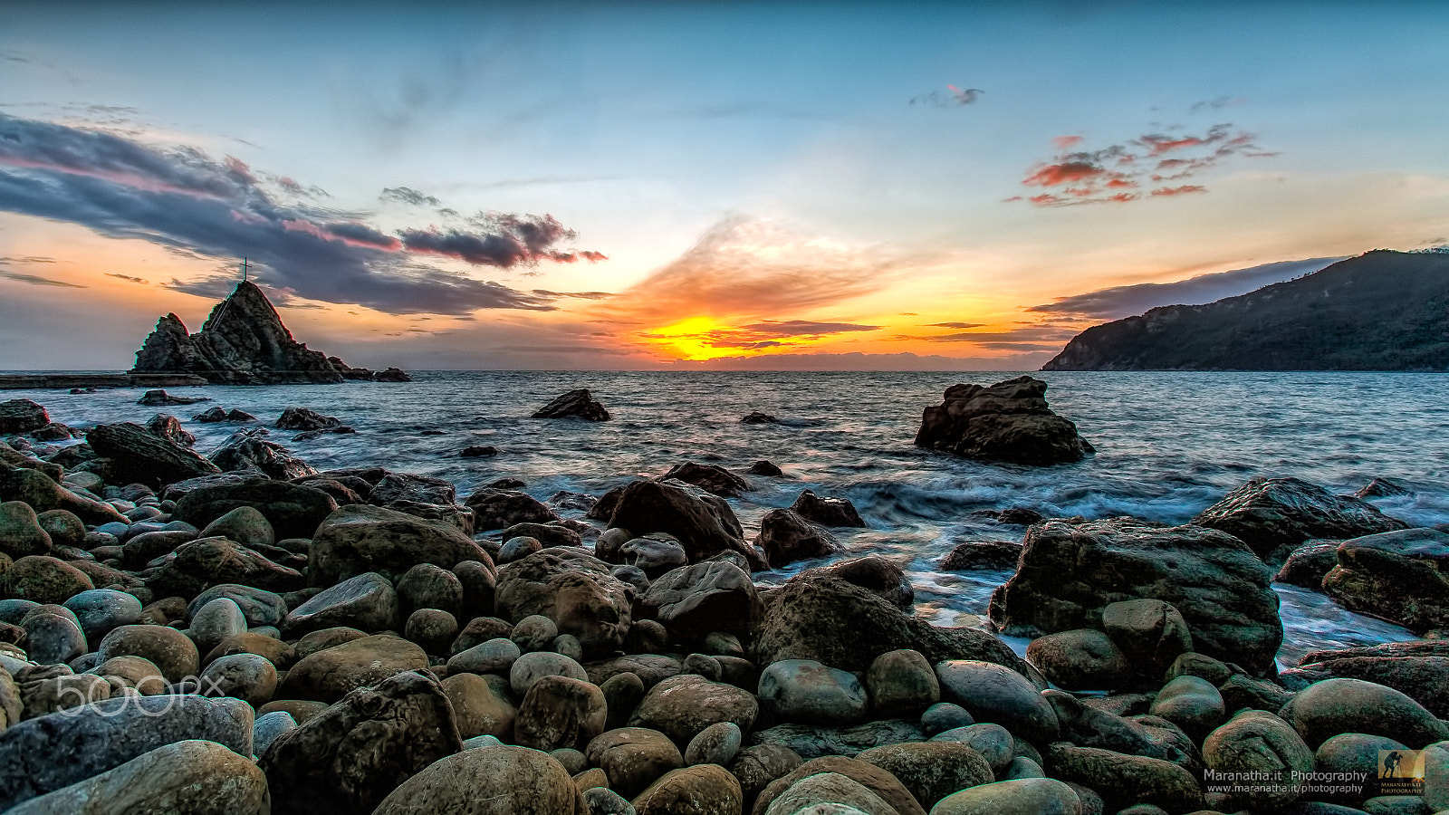 Canon EF 16-35mm F2.8L USM sample photo. Asseu rocks at sunset photography