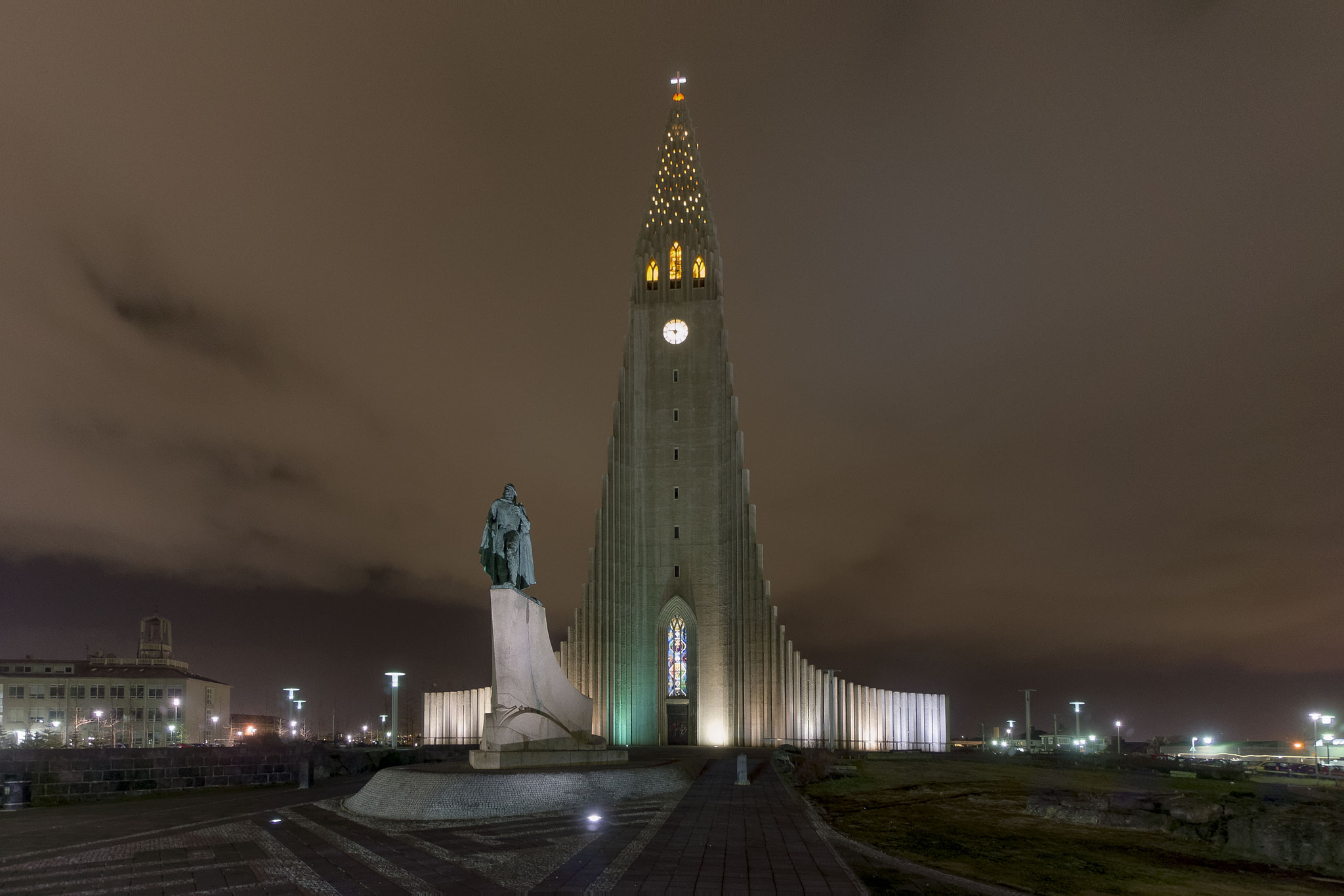 Sony Alpha NEX-7 + Sony E 10-18mm F4 OSS sample photo. Cathedral - reykjavik - iceland photography