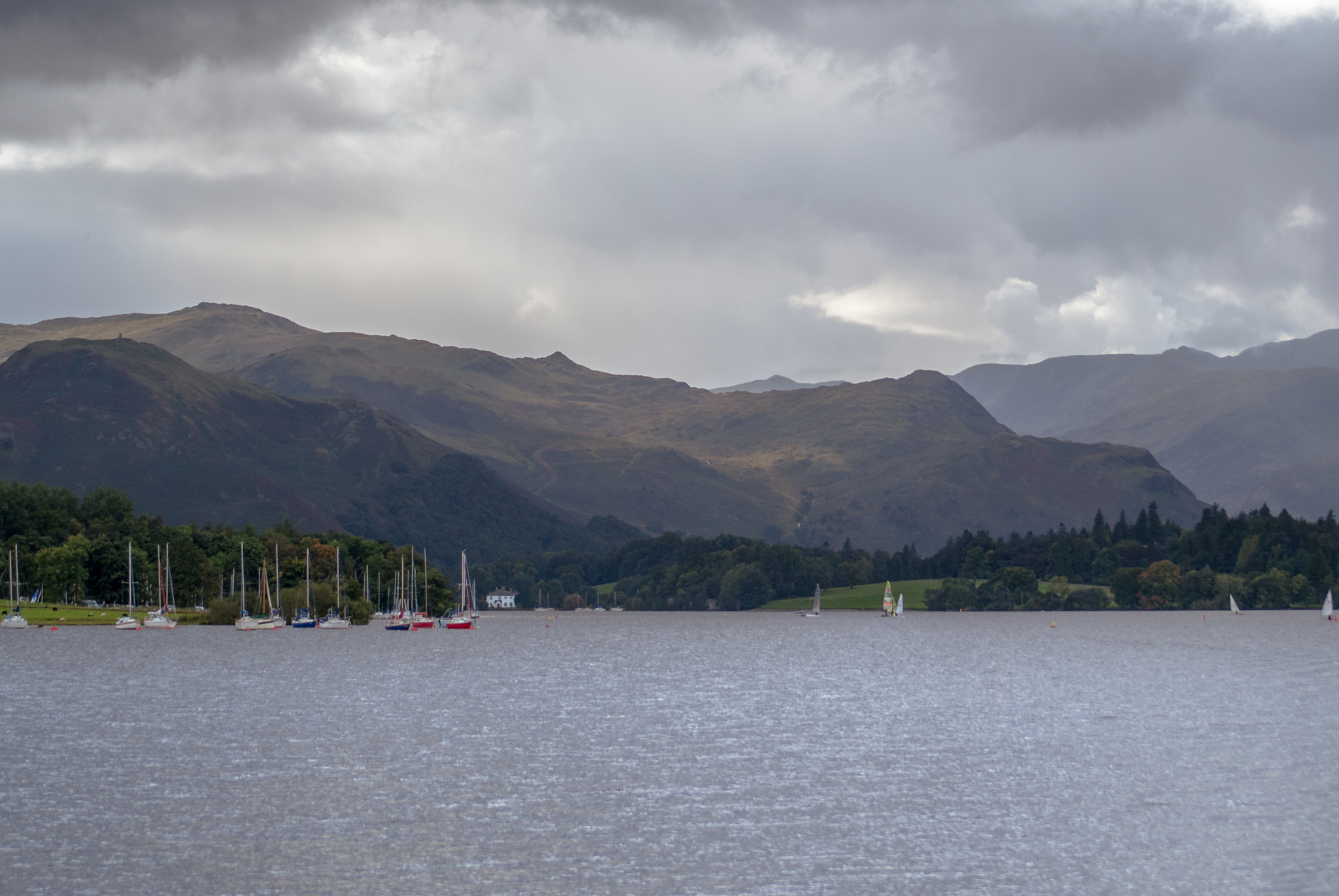 Minolta AF 70-210mm F4.5-5.6 [II] sample photo. Hills over ullswater photography