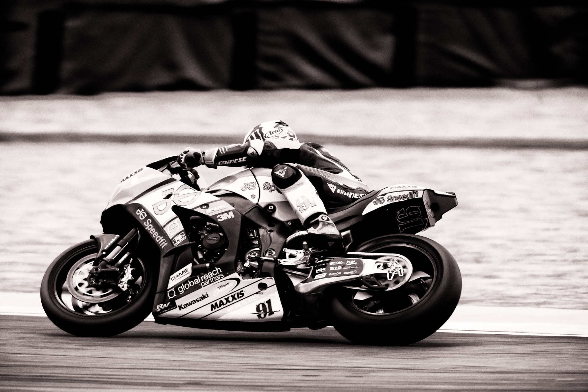 Nikon AF-S Nikkor 300mm F2.8G ED VR II sample photo. #91 leon haslam jg speedfit kawasaki photography