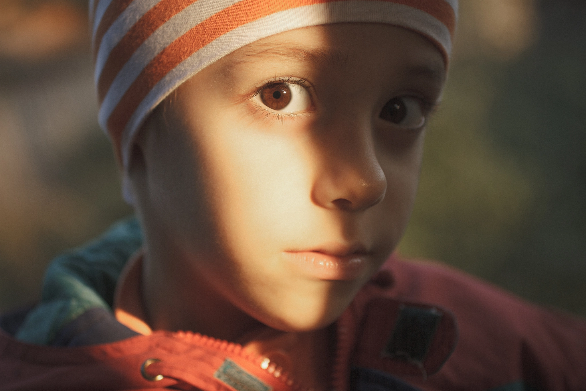 Canon EF 50mm F2.5 Macro sample photo. Portrait of a child. photography