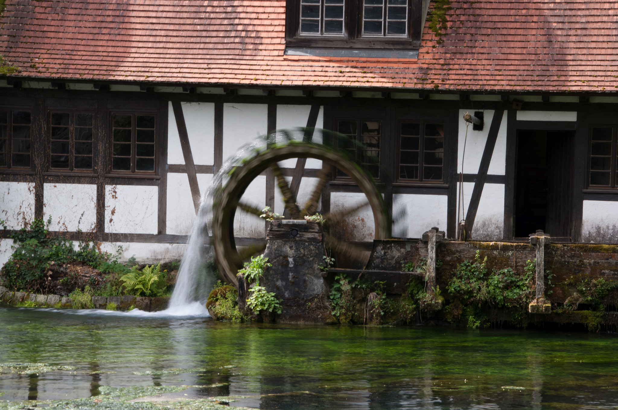 Sigma 28-300mm F3.5-6.3 DG Macro sample photo. Ancient watermill photography