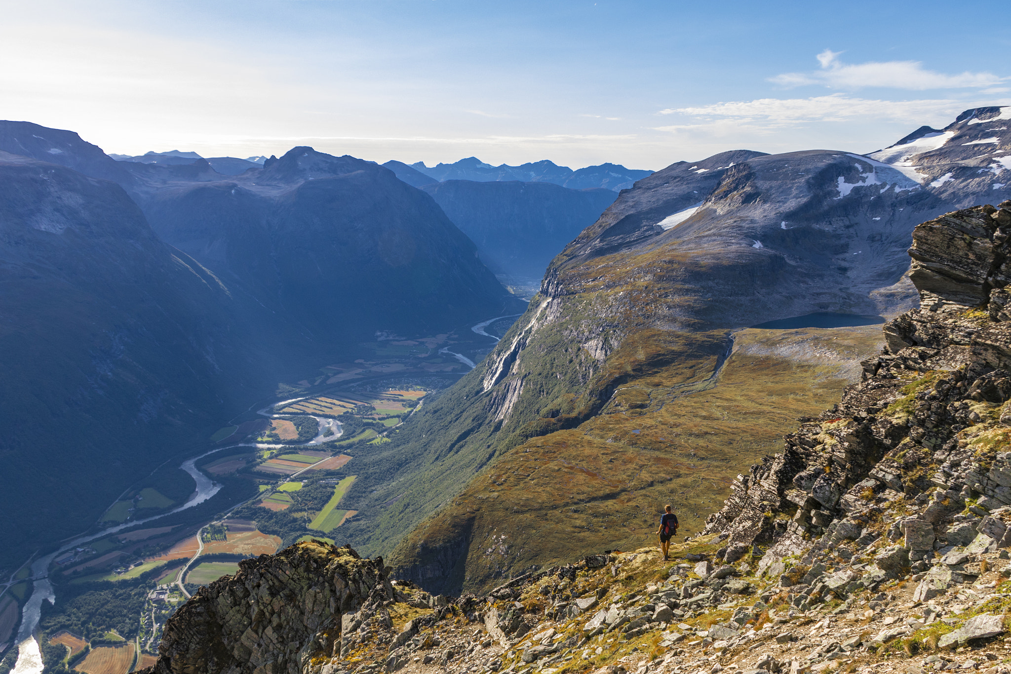 Canon EF 75-300mm F4.0-5.6 IS USM sample photo. Hiking to hoåsnebba in sunndalen, norway photography